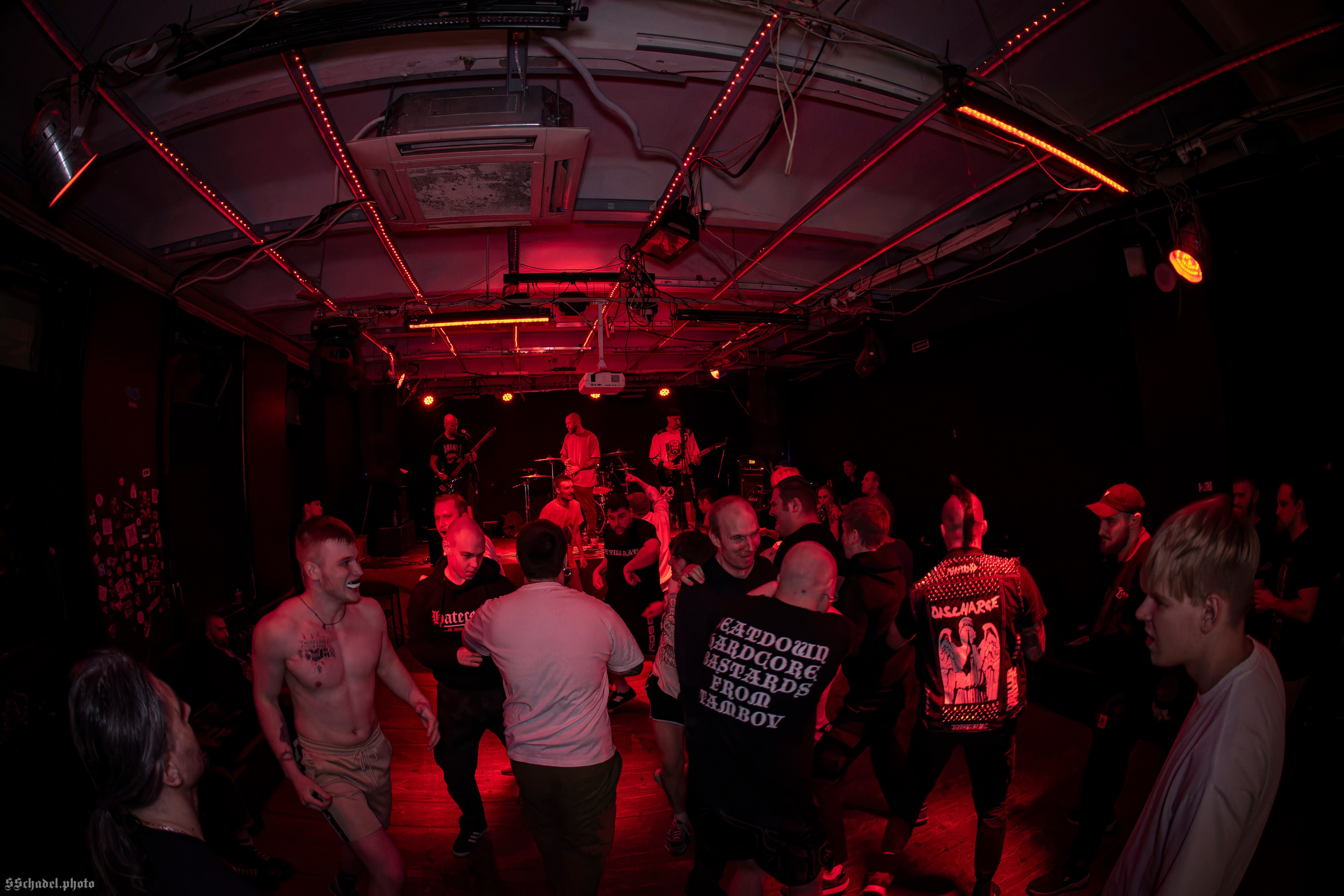 Mayday Massacre: Hardcore vs Death Metal // мошпит 02.05.2025. We will make everything metal!