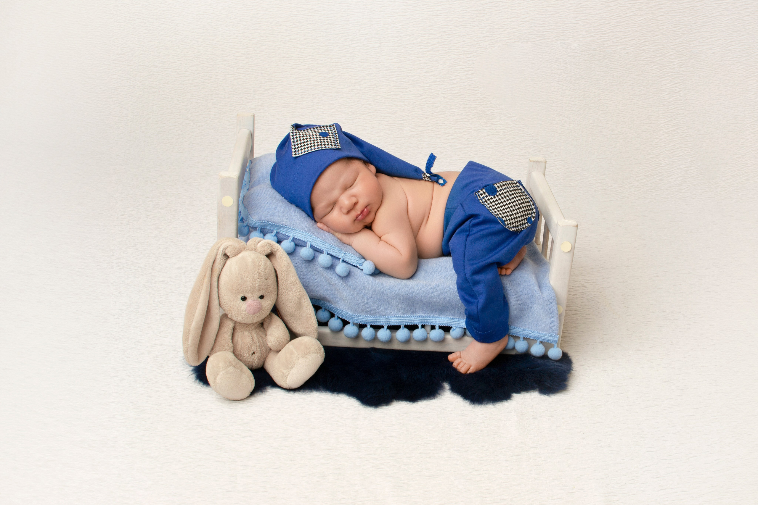 NEWBORN. Professional Worldwide Retoucher Retouch.Allusory