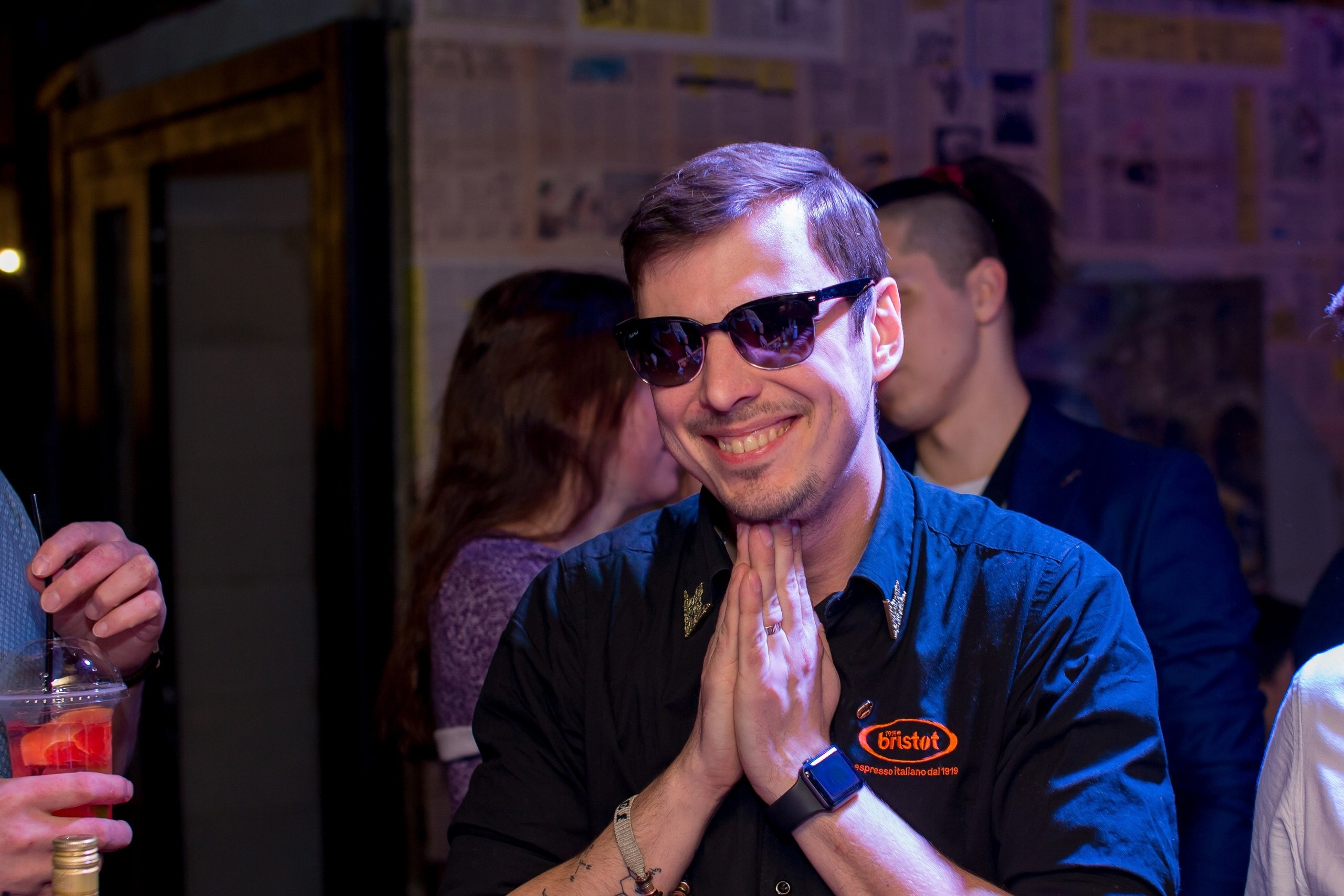 День бармена. Семейный Фотограф в Красноярске Крохалев Сергей