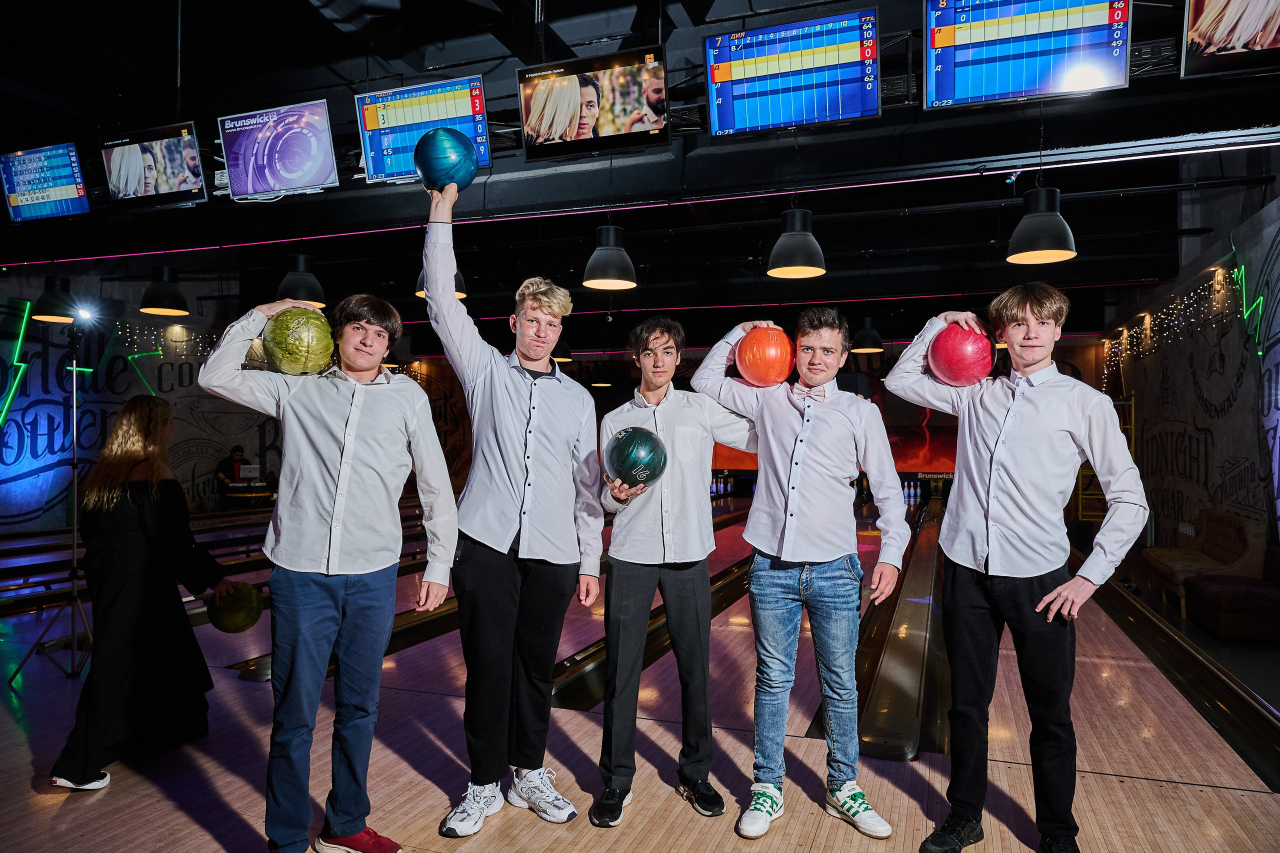 Выпускные и праздники. Выпускные альбомы. Предметная и контент съёмка. Фотостудия Klass