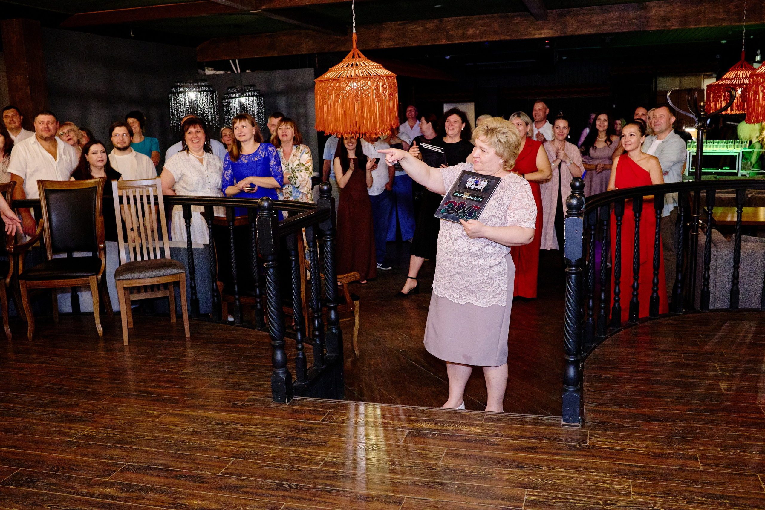 Выпускной 35 Сош. Фотограф Выпускные альбомы Таганрог Сергей Коробченко