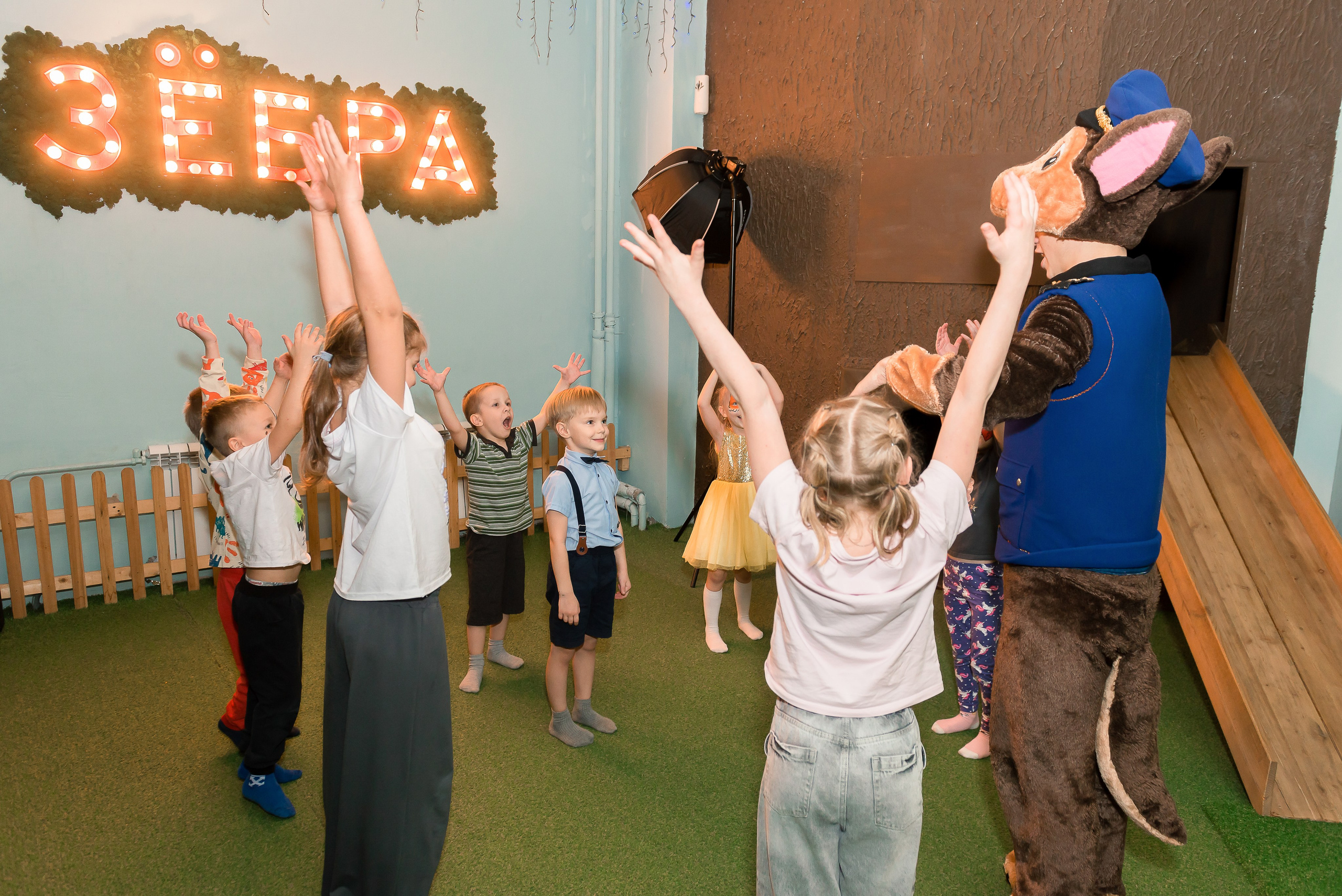 День Рождения в Зёбре на Шахтёров 08.2025. Детский фотограф, семейный фотограф и репортажи в Кемерово