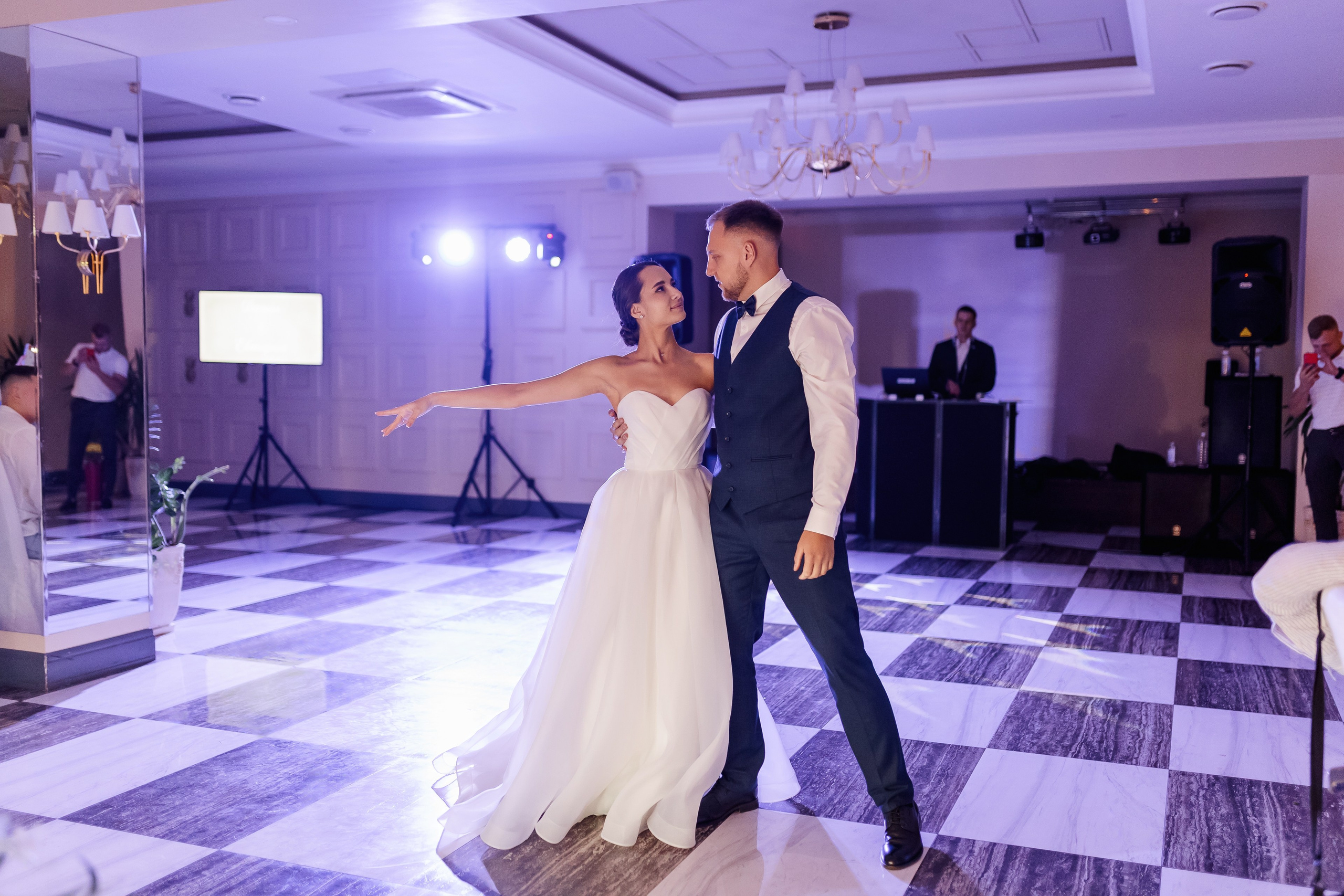 Данил и Екатерина. Sopka. Выездная регистрация. Свадебный фотограф в Хабаровске