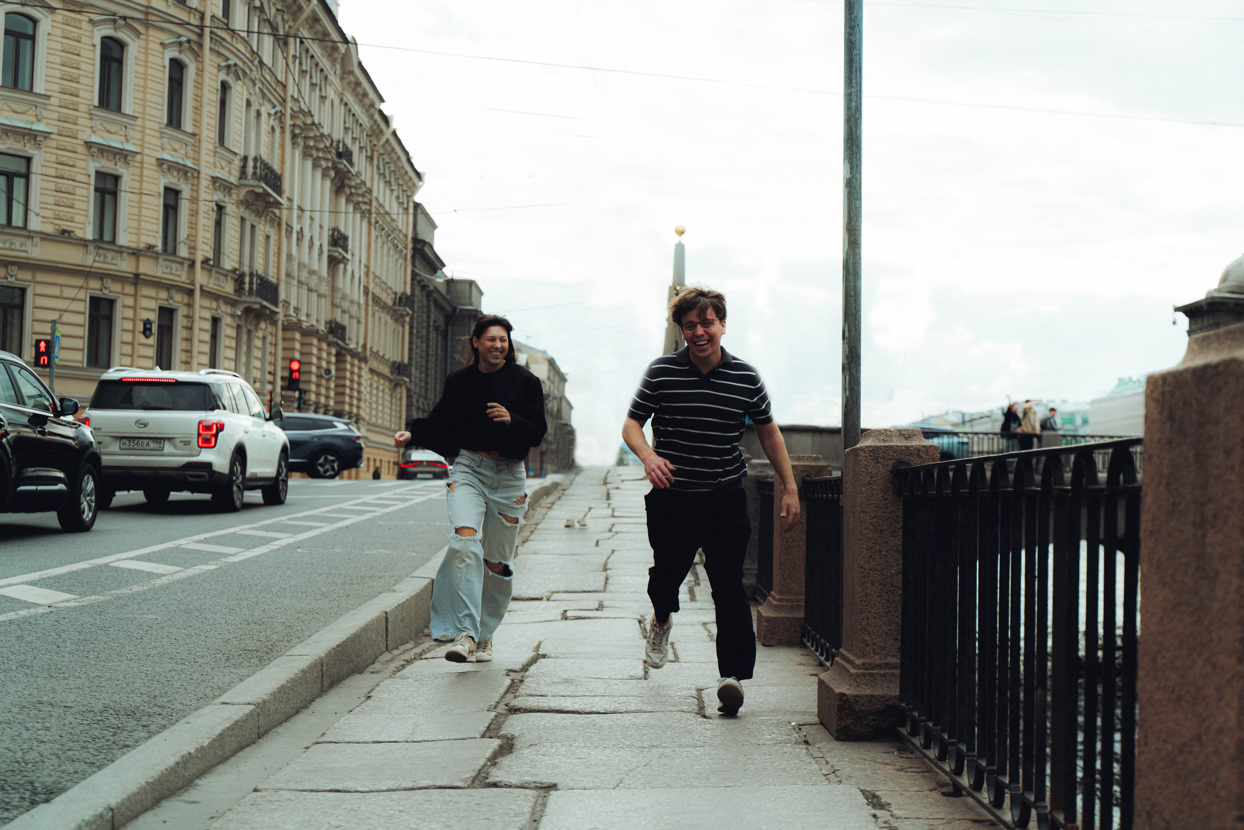 Настя и Тима. Со стороны / репортажный фотограф в СПб