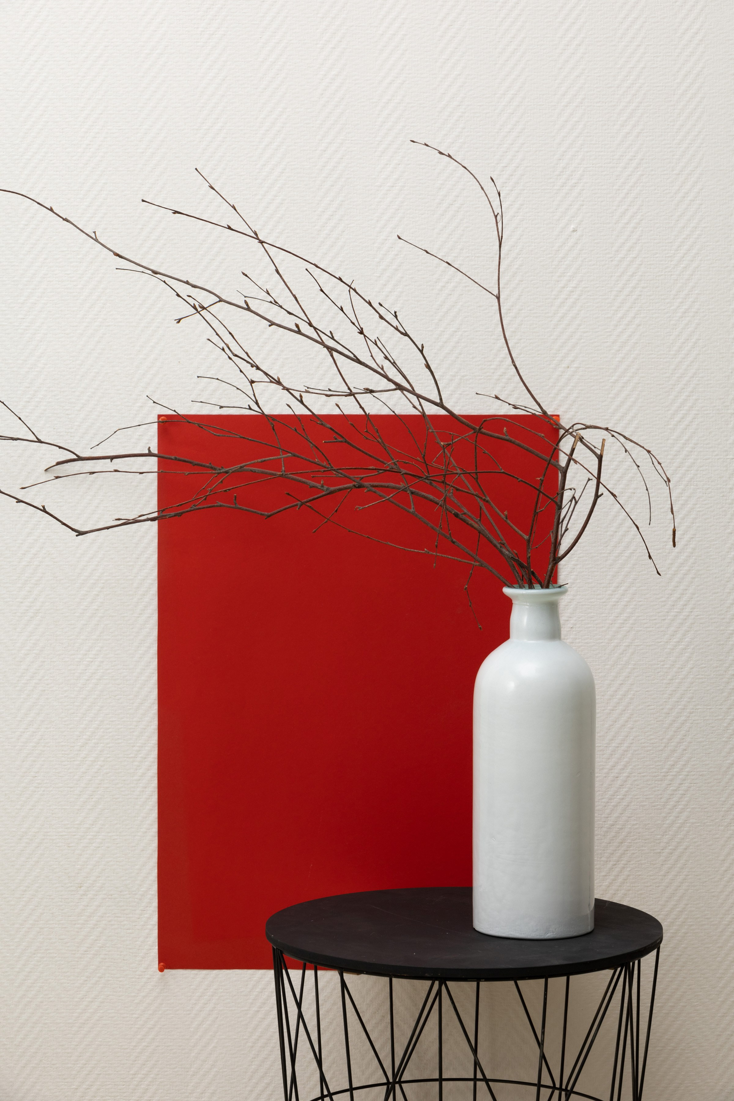 Стеклянная ваза в современной гостиной | Фото для сайта производителя