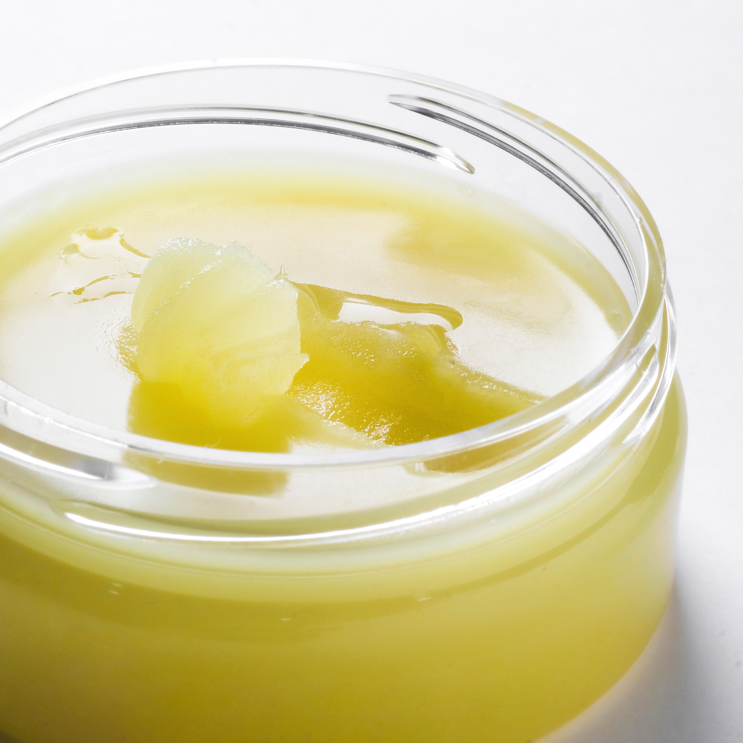 Фото косметики. Контент Предметный фотограф Саратов, контент для бизнеса, съемка для брендов, предметные фотосъёмки в Саратове. Елена