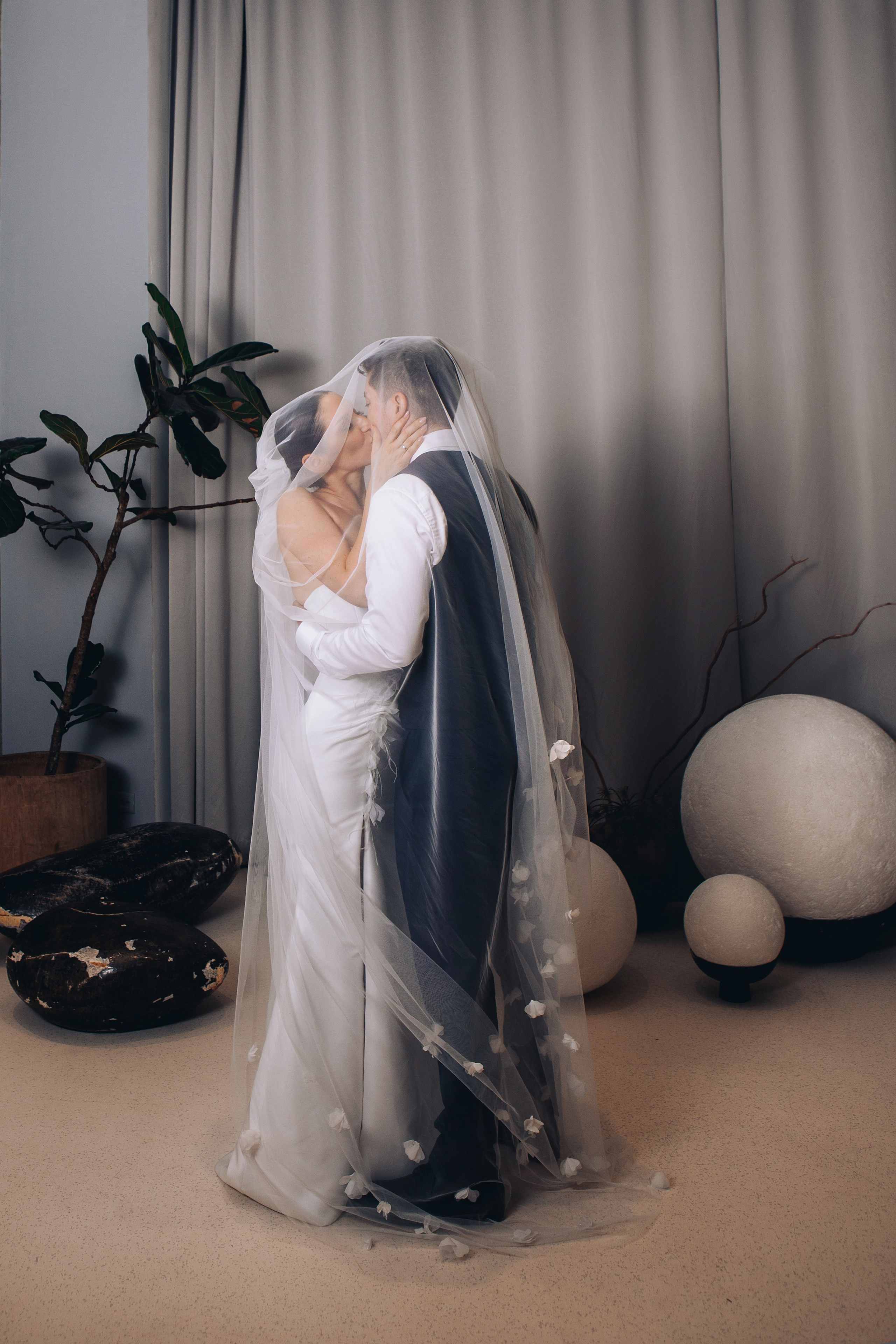 Фотосессия жениха и невесты в шипиловском загсе. Фотограф Ольга Ефремова