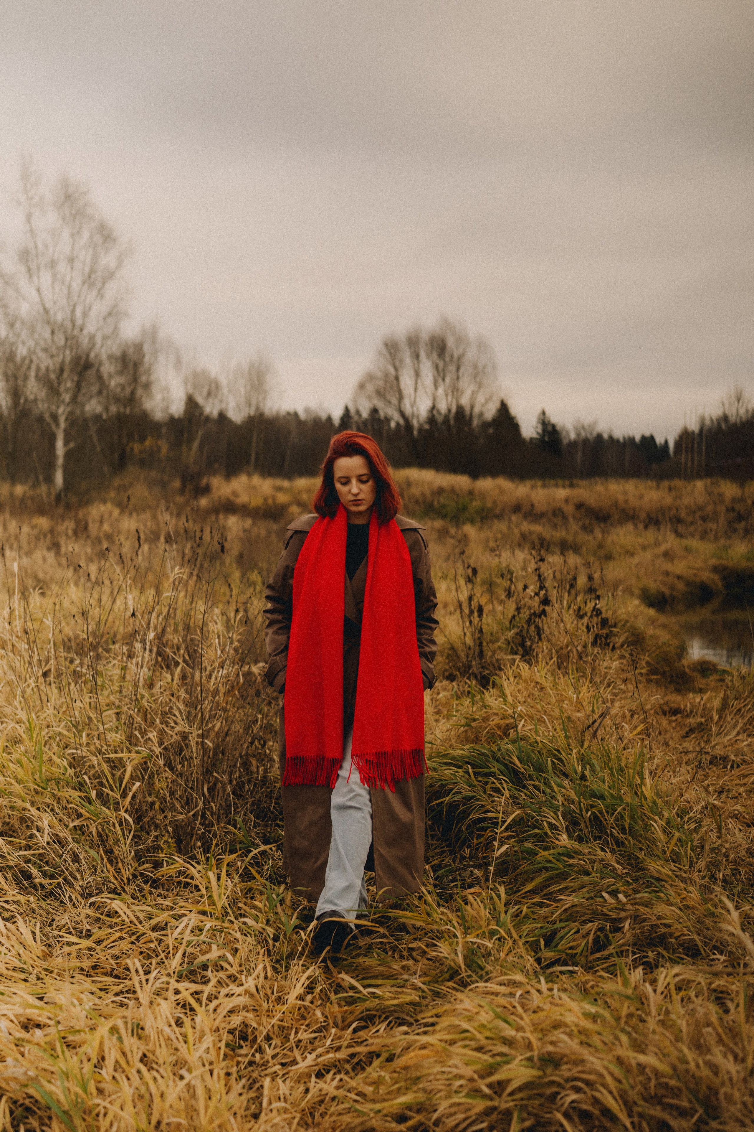Лия | осенняя фотосессия у воды. Портретный фотограф Москва