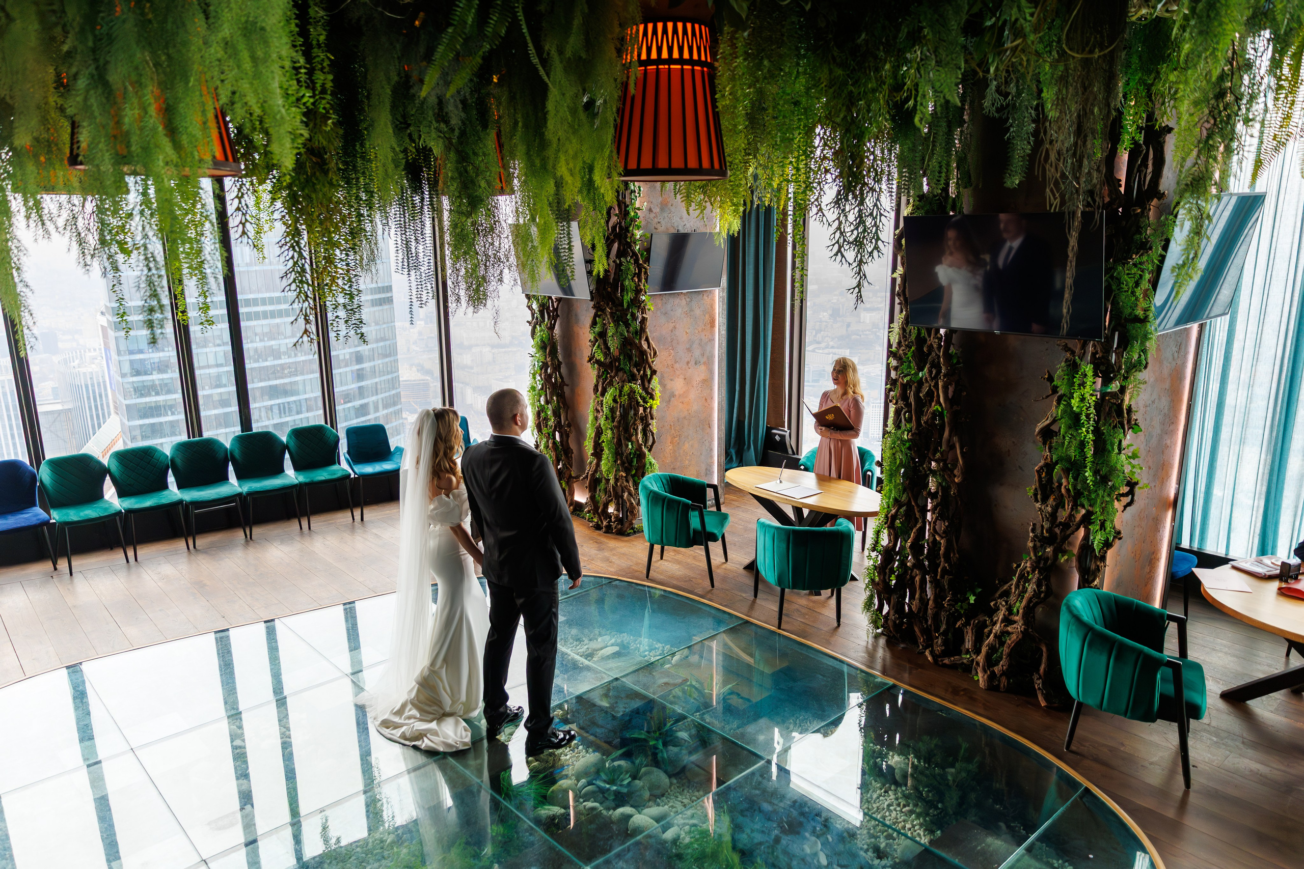 Регистрация брака в ресторане Birds