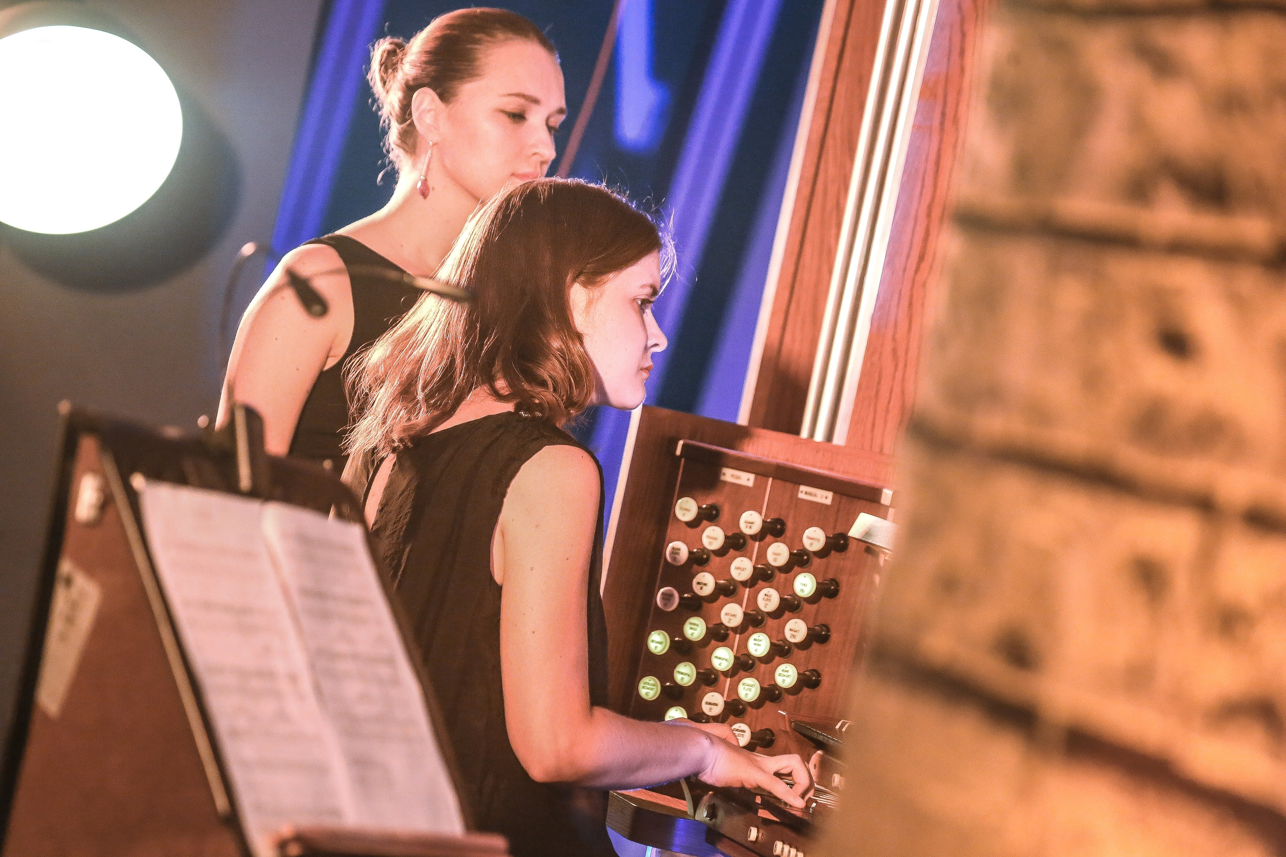 Возвышенная музыка: органный концерт в поднебесье. Дарья Письменюк / Darya Leitstern — фотограф, музыкант, журналист, путешественник