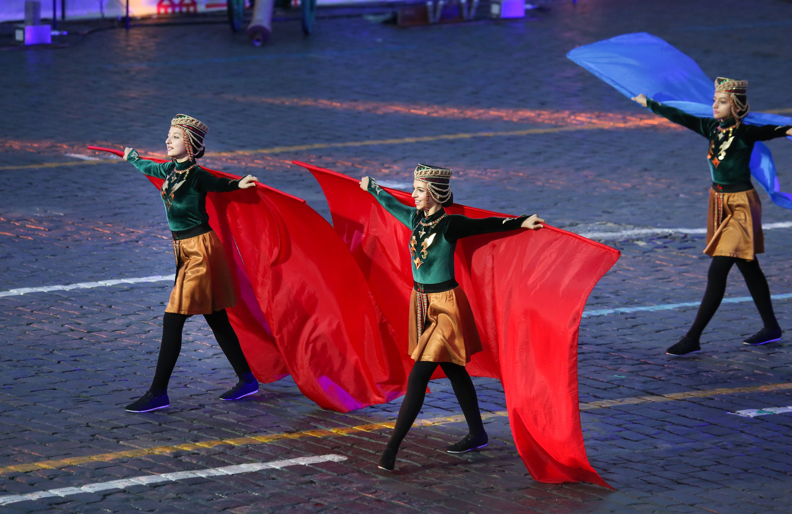Фестиваль «Спасская башня» — 2014. Дарья Письменюк / Darya Leitstern — фотограф, музыкант, журналист, путешественник