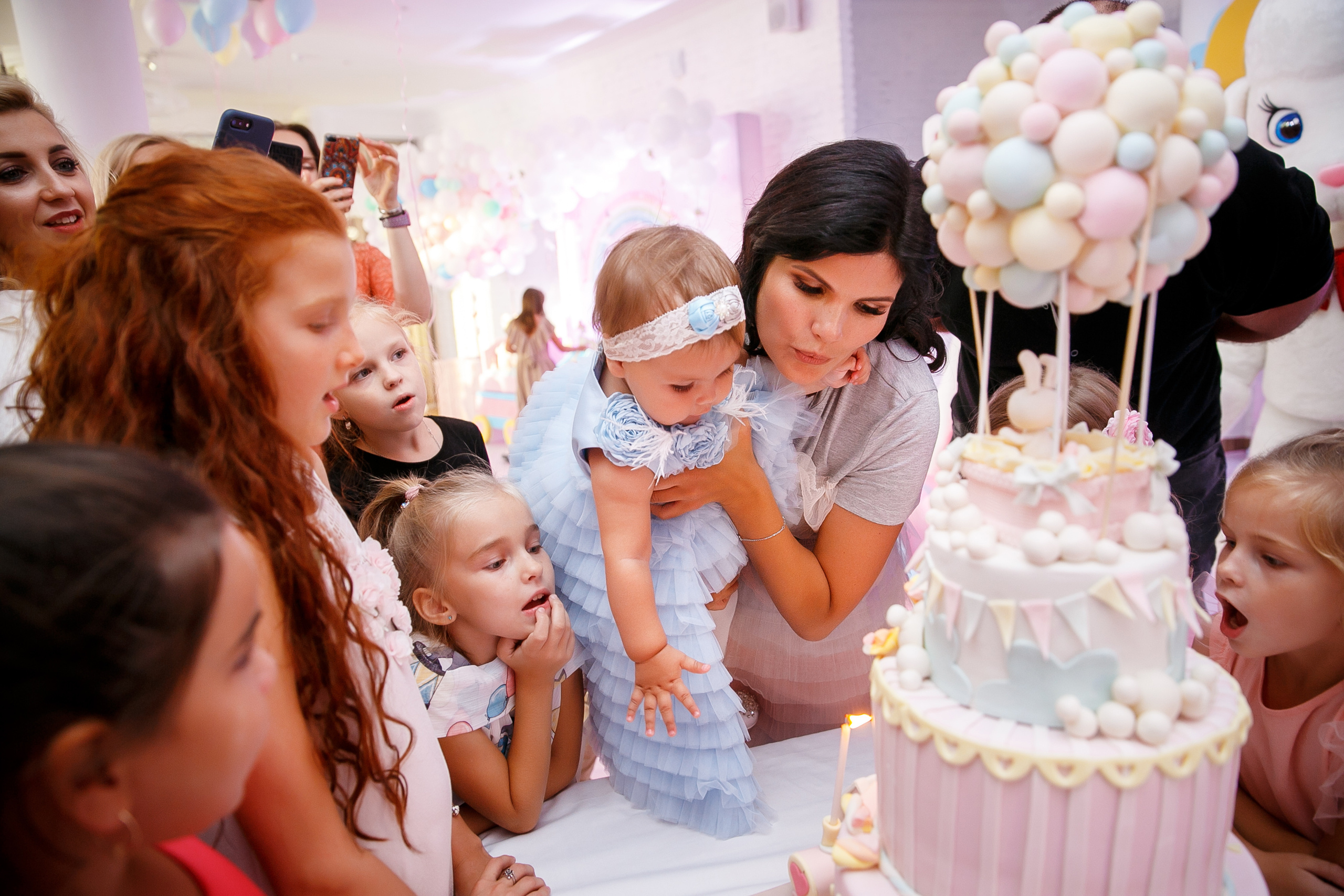 ДР Софии. 1 год. Ресторан Мост. Фотограф Андрей Баксов