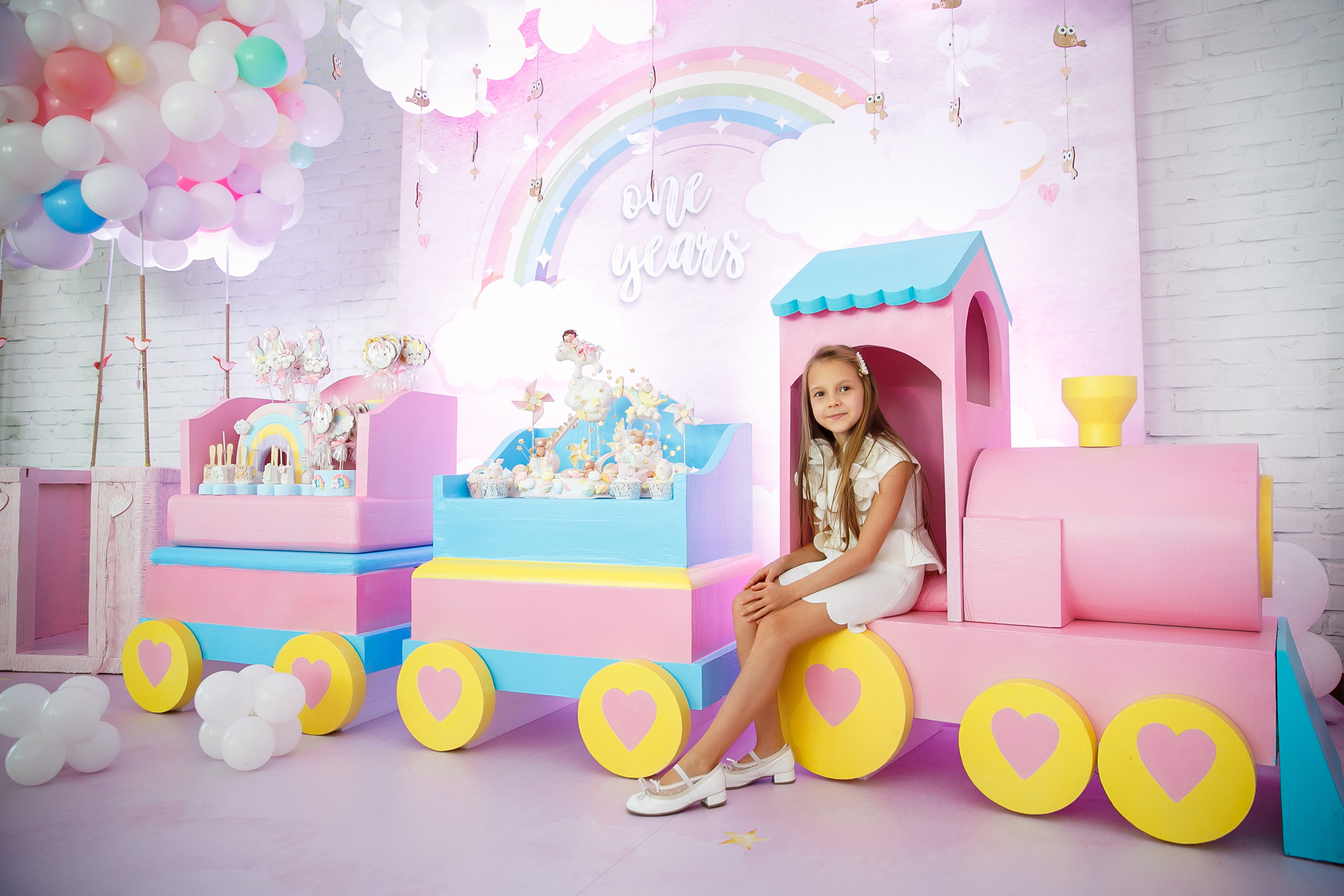 ДР Софии. 1 год. Ресторан Мост. Фотограф Андрей Баксов