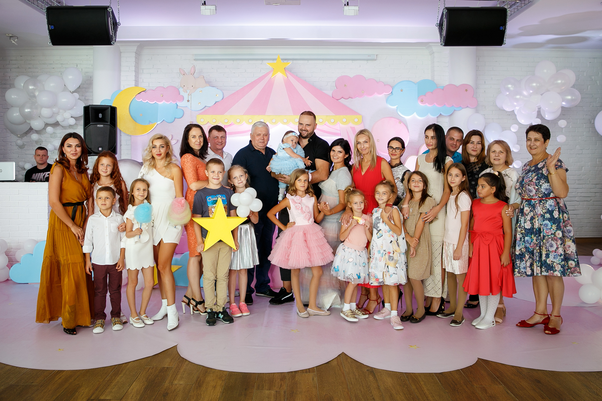 ДР Софии. 1 год. Ресторан Мост. Фотограф Андрей Баксов