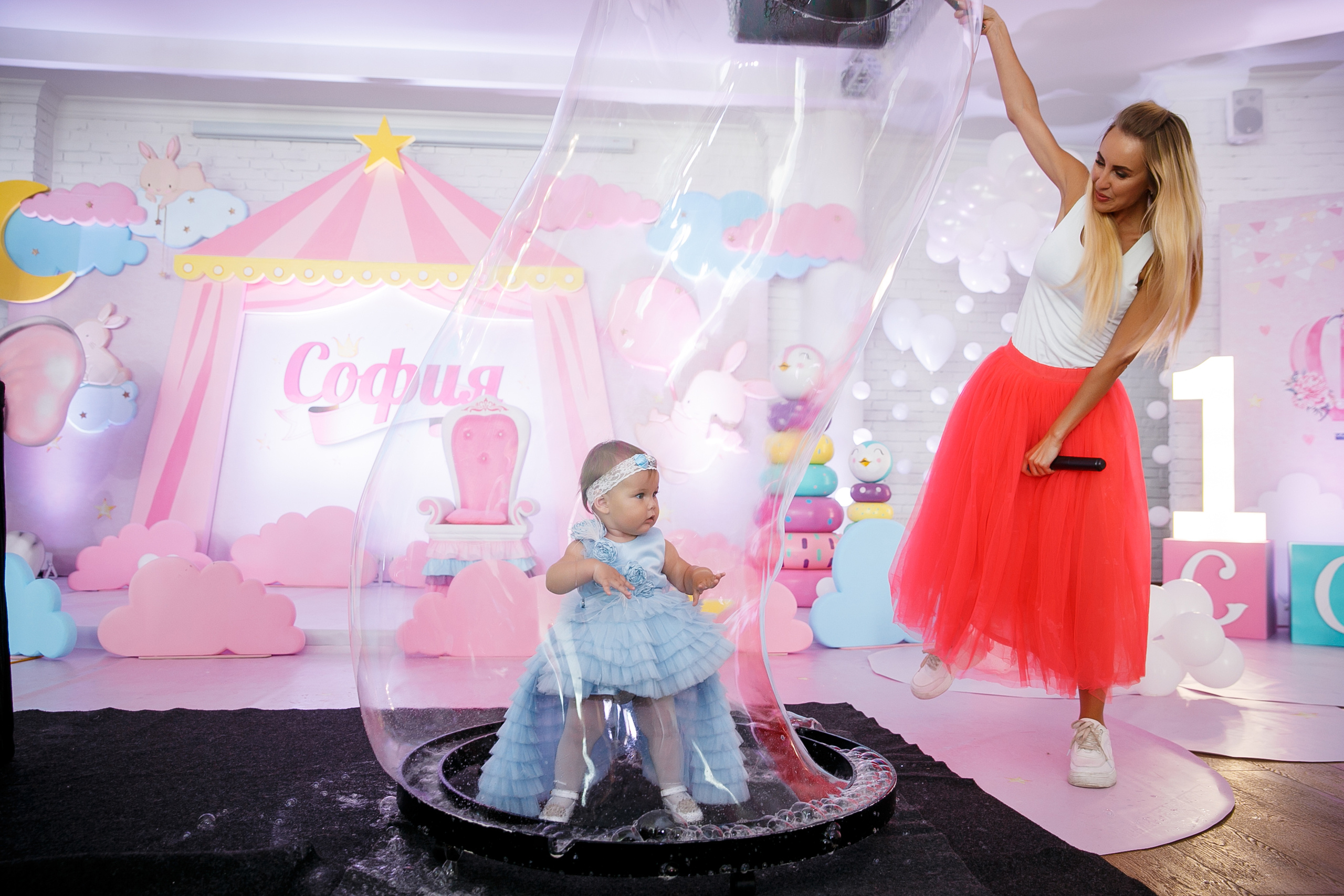 ДР Софии. 1 год. Ресторан Мост. Фотограф Андрей Баксов