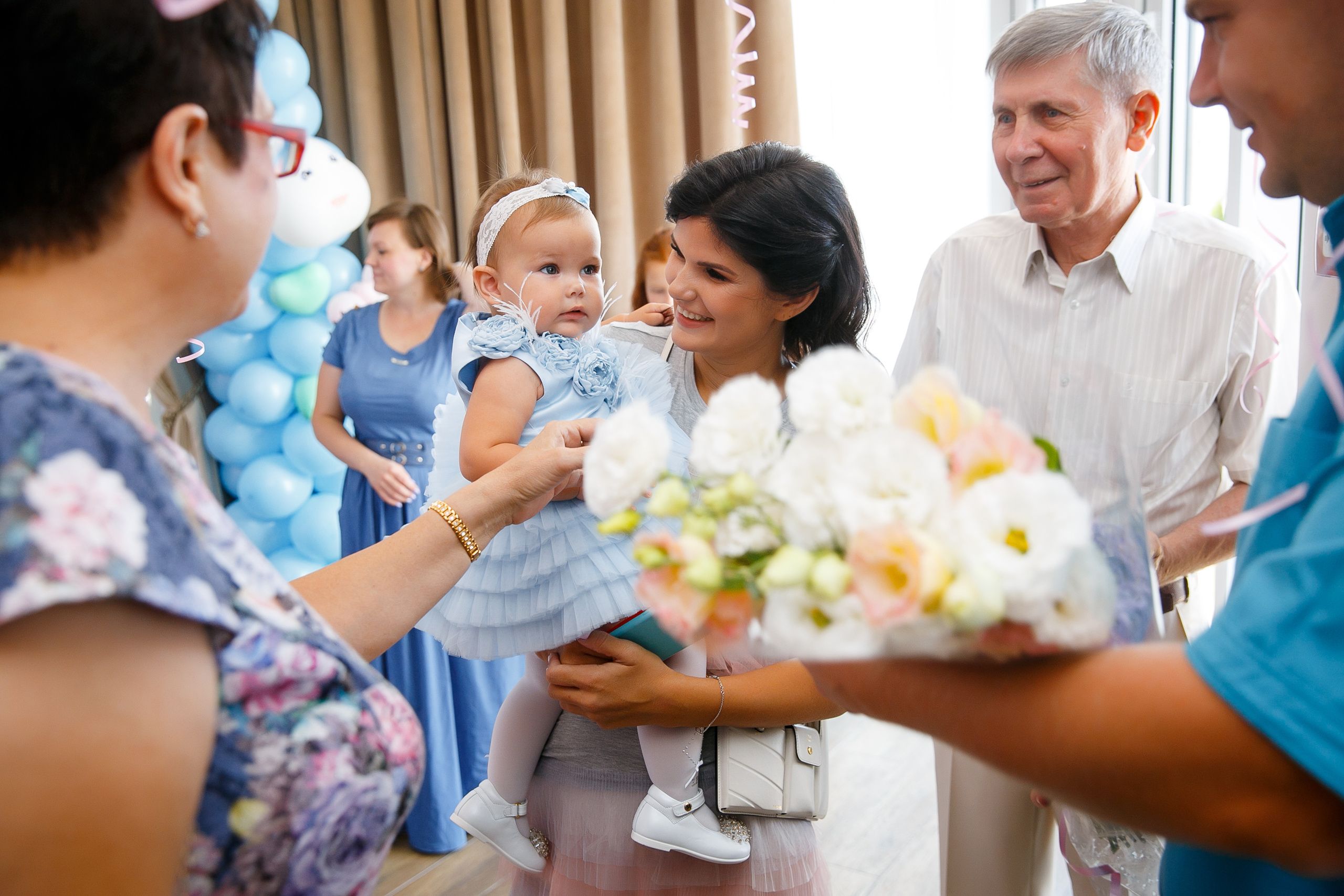 ДР Софии. 1 год. Ресторан Мост. Фотограф Андрей Баксов