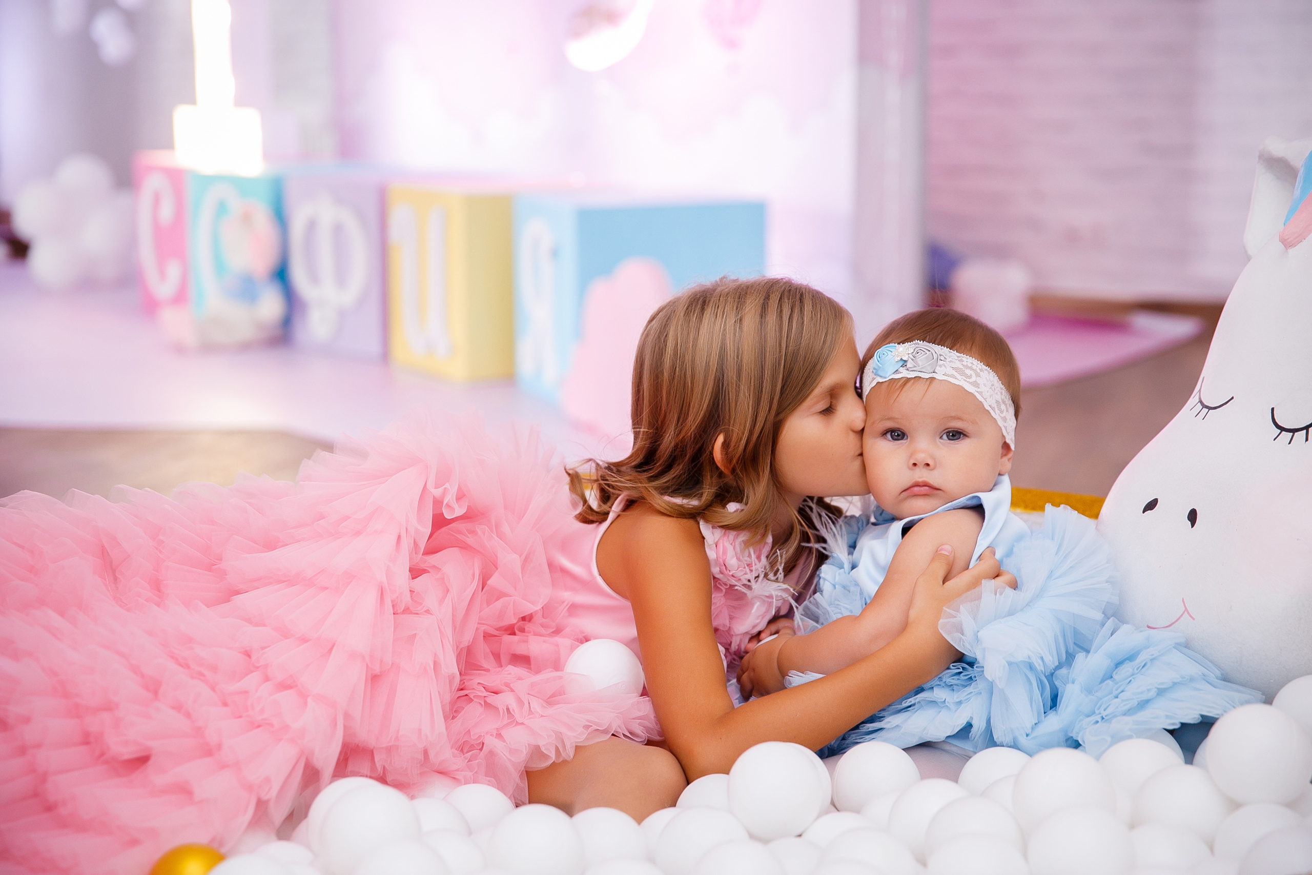 ДР Софии. 1 год. Ресторан Мост. Фотограф Андрей Баксов