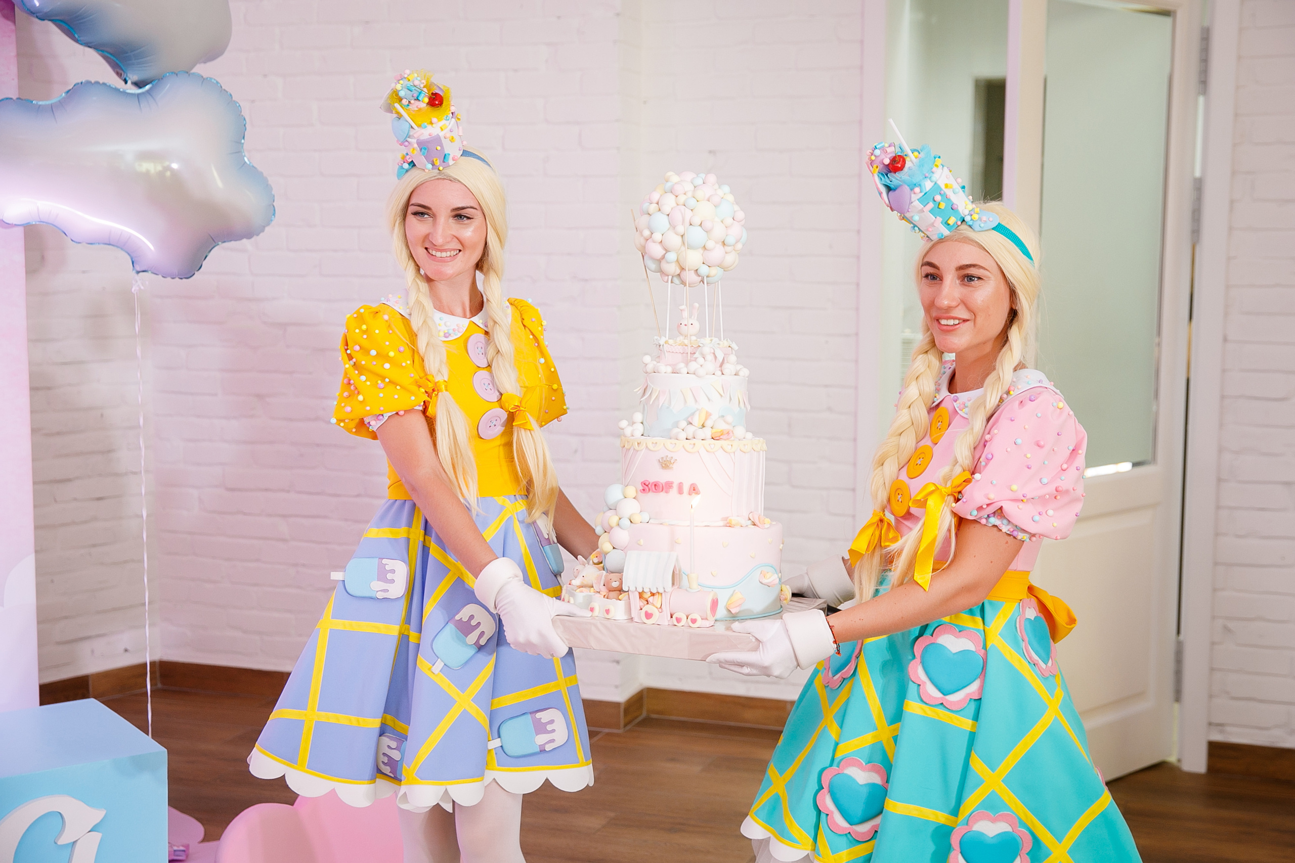 ДР Софии. 1 год. Ресторан Мост. Фотограф Андрей Баксов