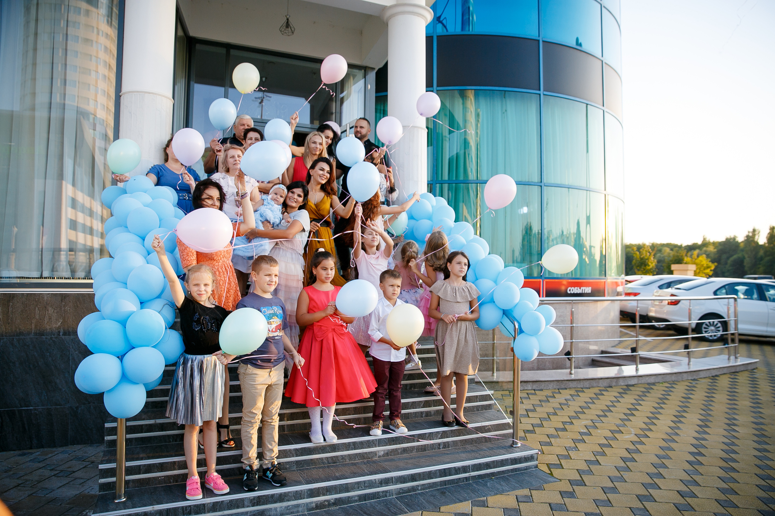 ДР Софии. 1 год. Ресторан Мост. Фотограф Андрей Баксов