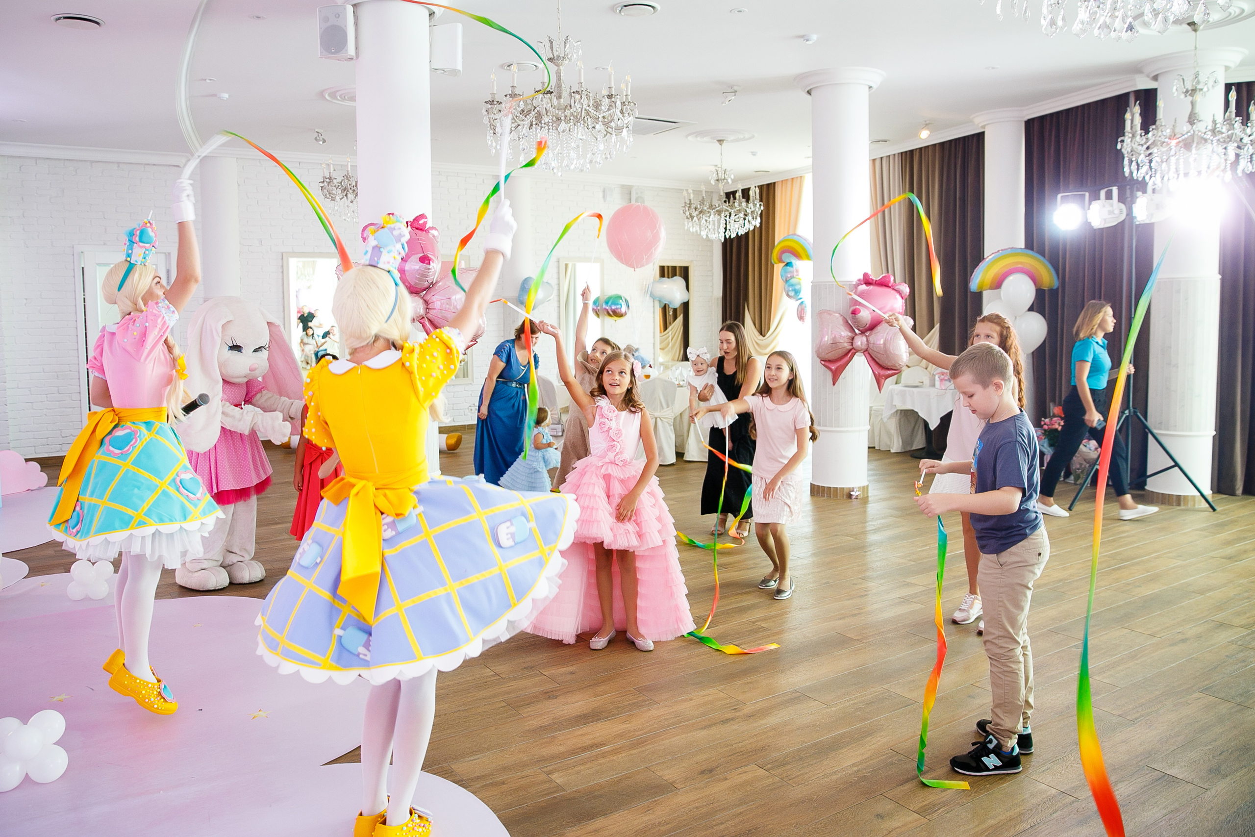 ДР Софии. 1 год. Ресторан Мост. Фотограф Андрей Баксов