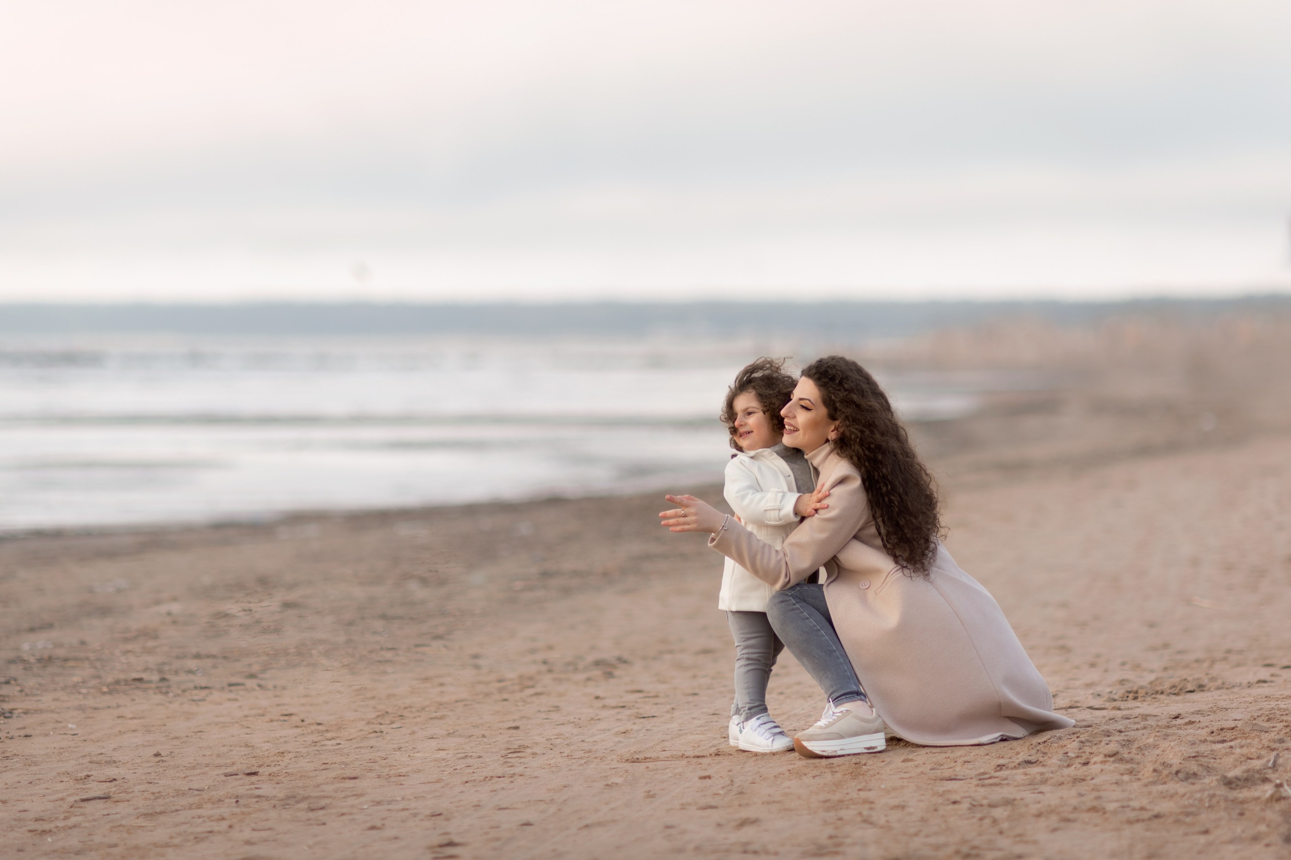 Фотосессия на Финском заливе. Диана и Элиса. Фотограф Юлия Кондратьева