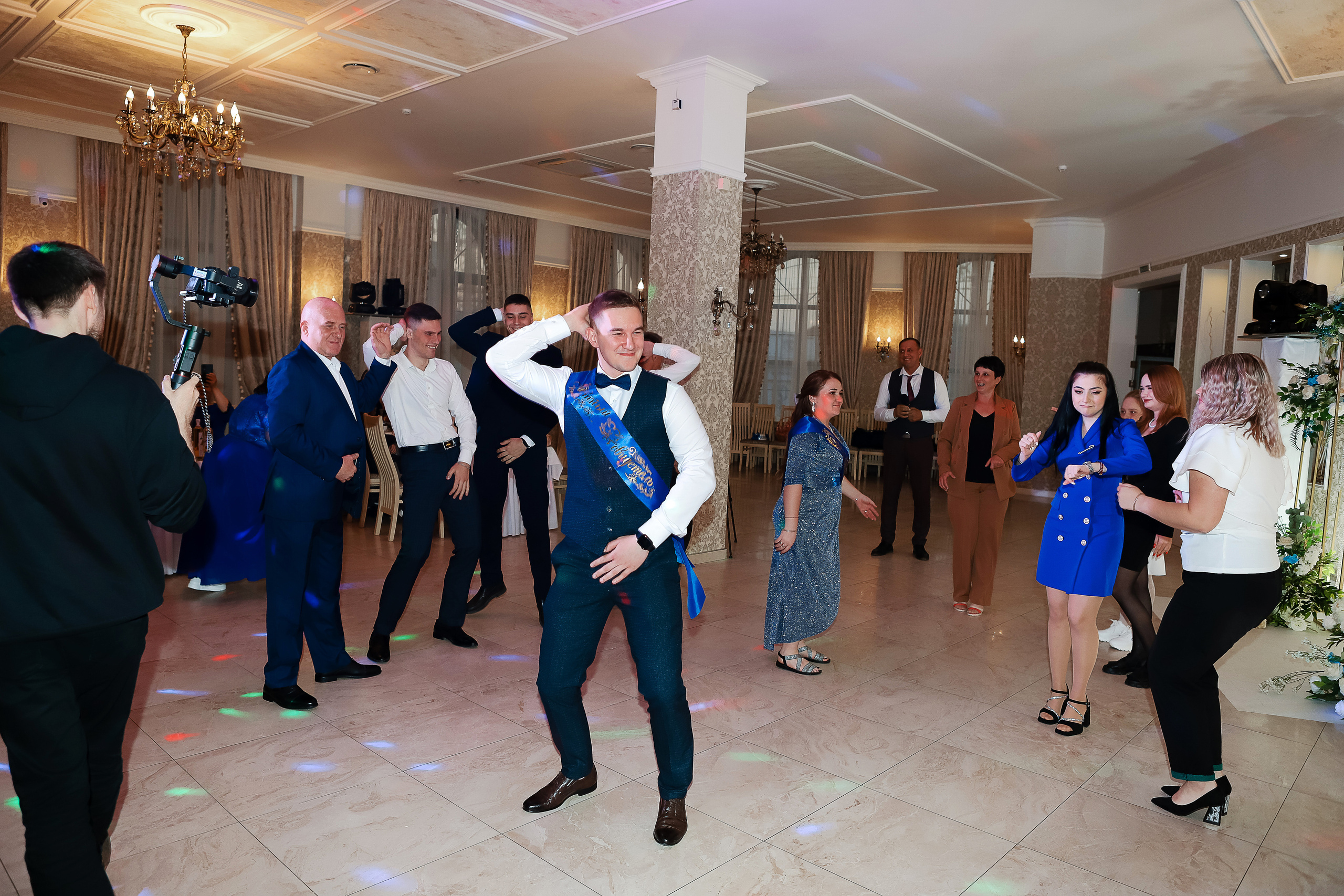 Нариман и Надежда. Свадебный фотограф Евгения Фролова г. Каменск-Шахтинский, Донецк, Ростов