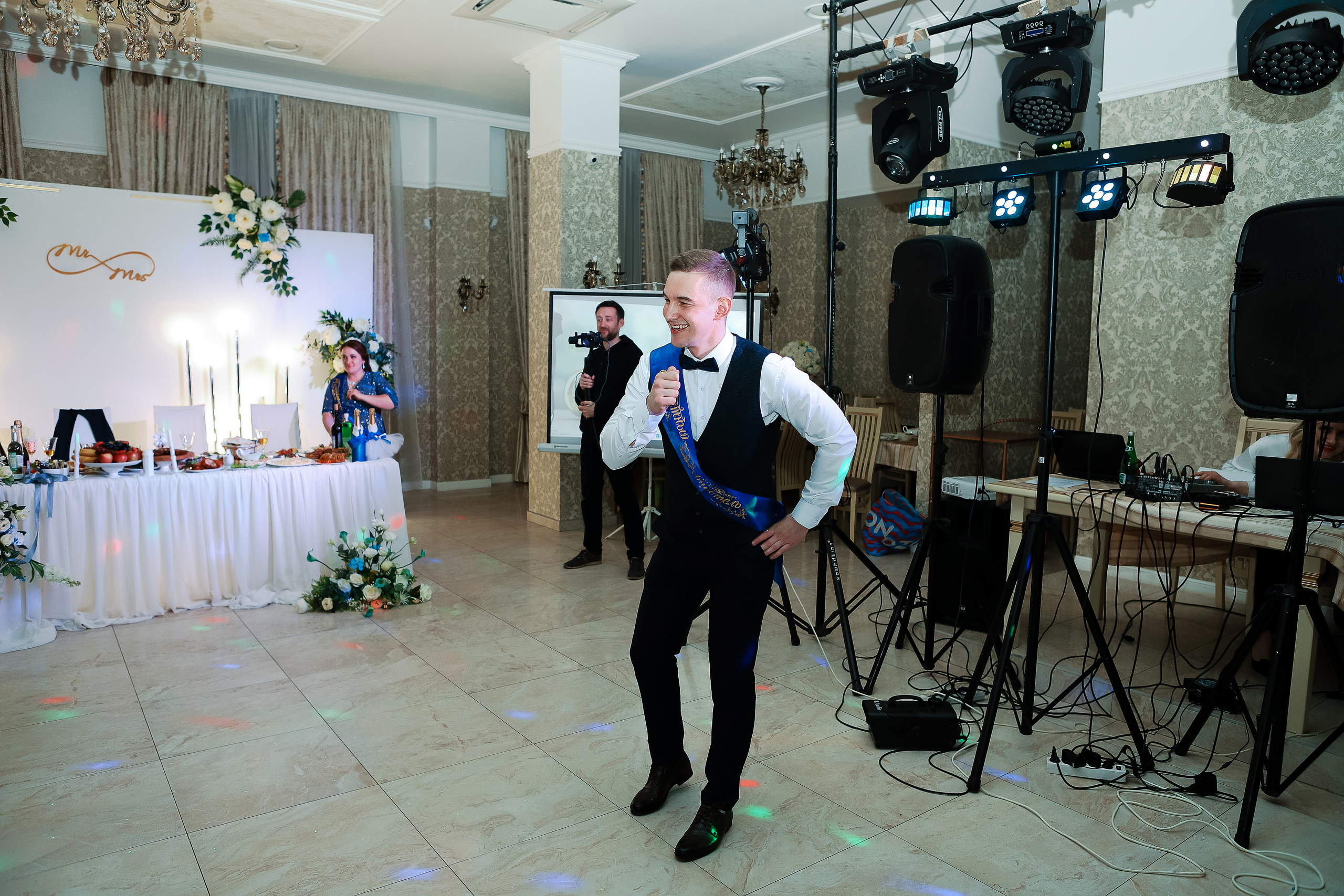 Нариман и Надежда. Свадебный фотограф Евгения Фролова г. Каменск-Шахтинский, Донецк, Ростов