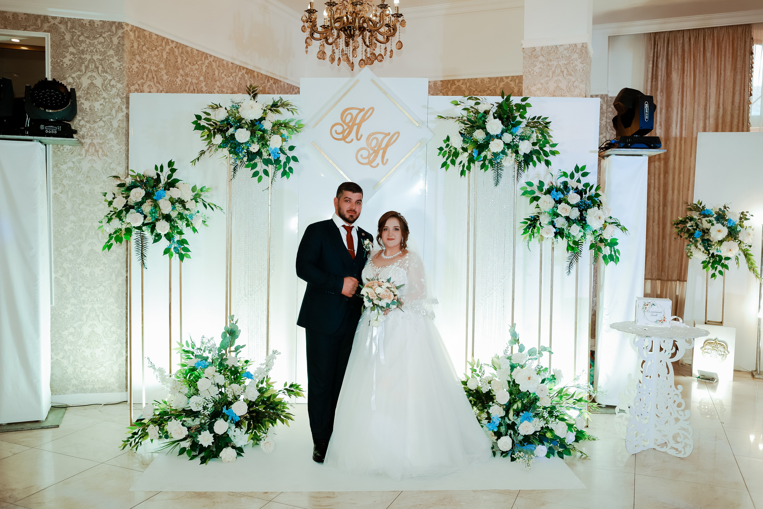 Нариман и Надежда. Свадебный фотограф Евгения Фролова г. Каменск-Шахтинский, Донецк, Ростов