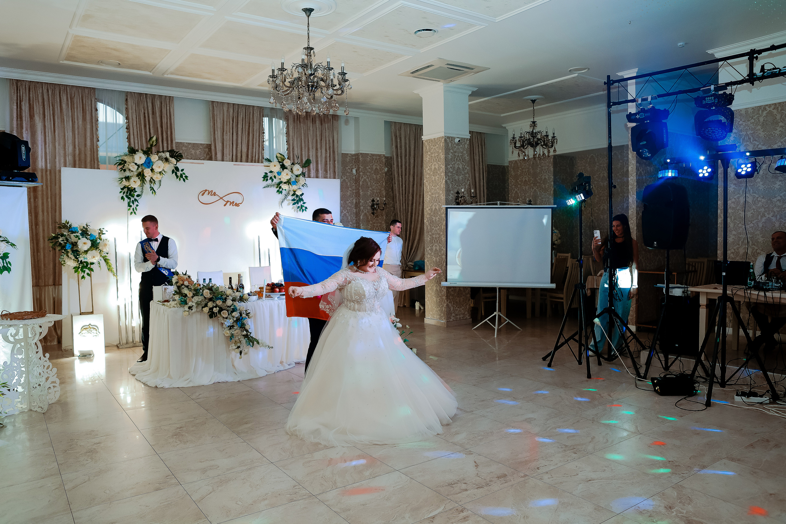 Нариман и Надежда. Свадебный фотограф Евгения Фролова г. Каменск-Шахтинский, Донецк, Ростов