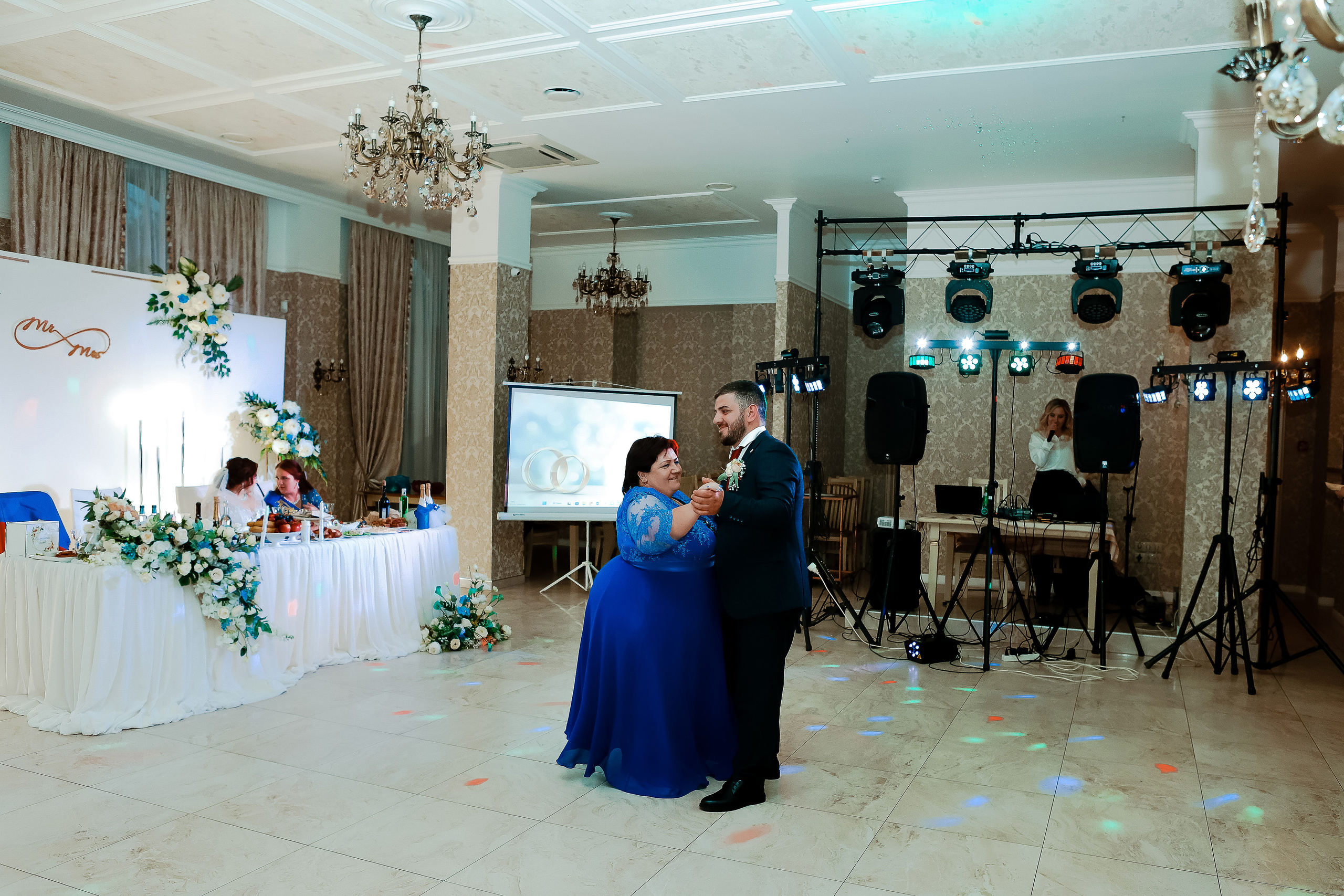 Нариман и Надежда. Свадебный фотограф Евгения Фролова г. Каменск-Шахтинский, Донецк, Ростов