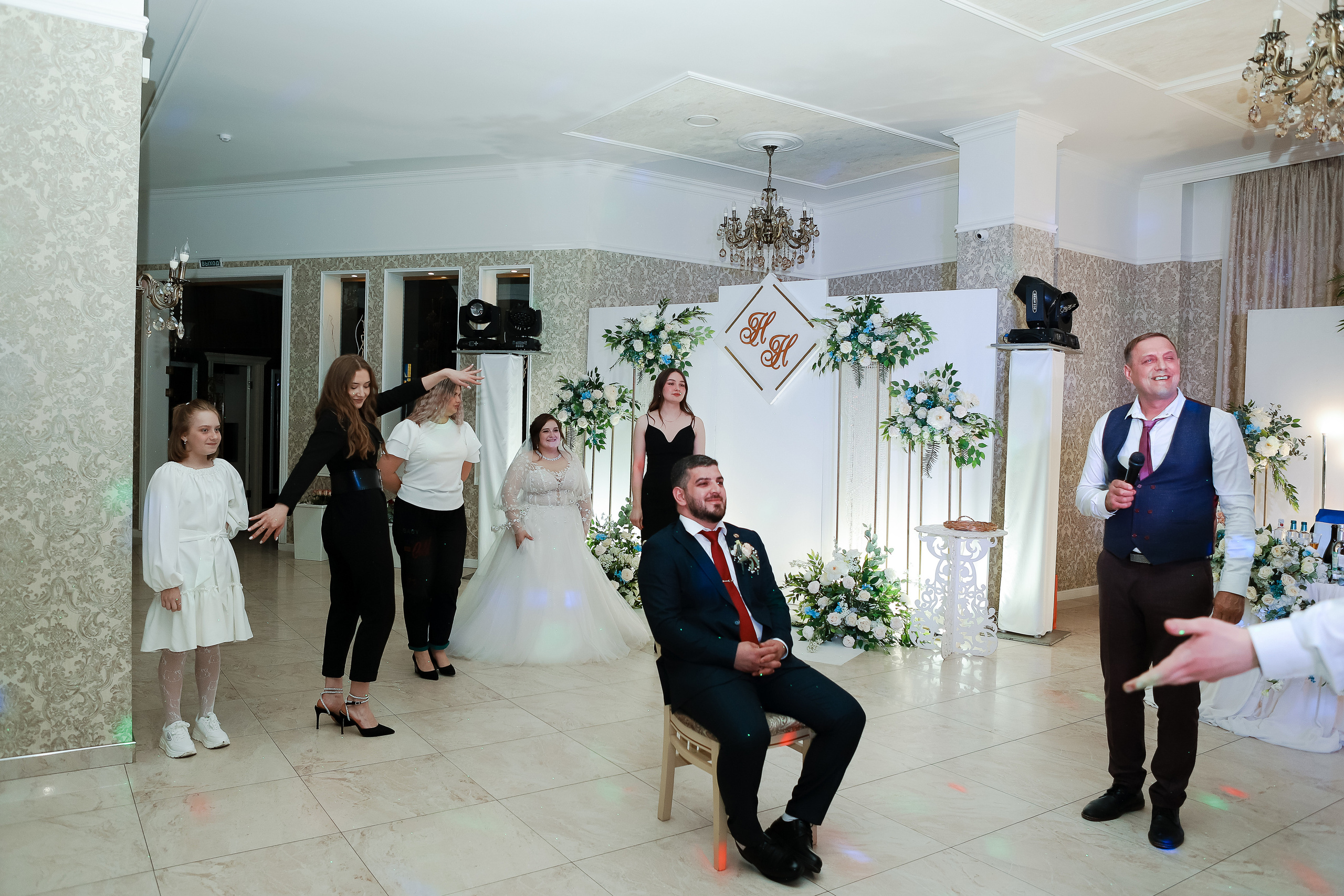 Нариман и Надежда. Свадебный фотограф Евгения Фролова г. Каменск-Шахтинский, Донецк, Ростов