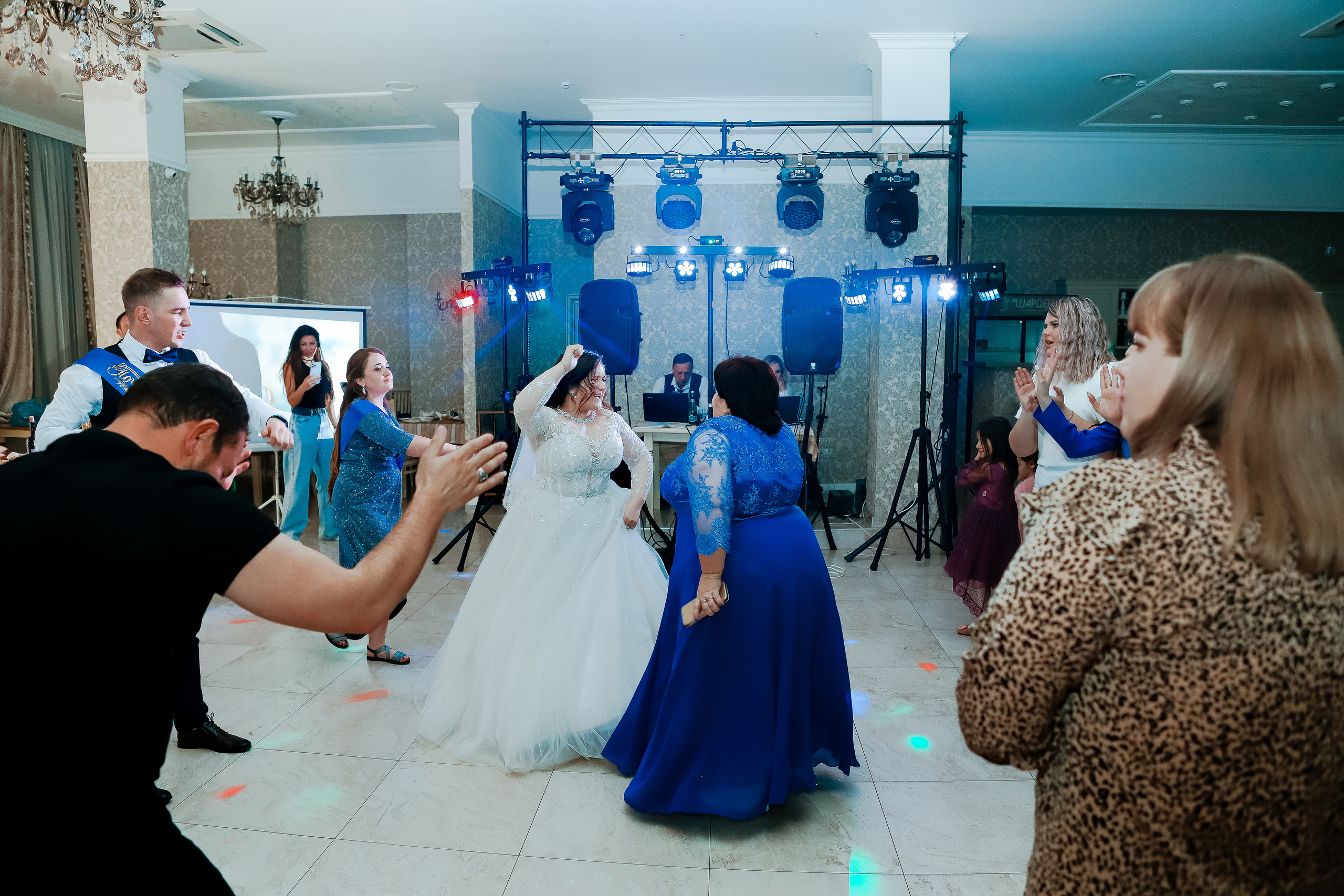 Нариман и Надежда. Свадебный фотограф Евгения Фролова г. Каменск-Шахтинский, Донецк, Ростов