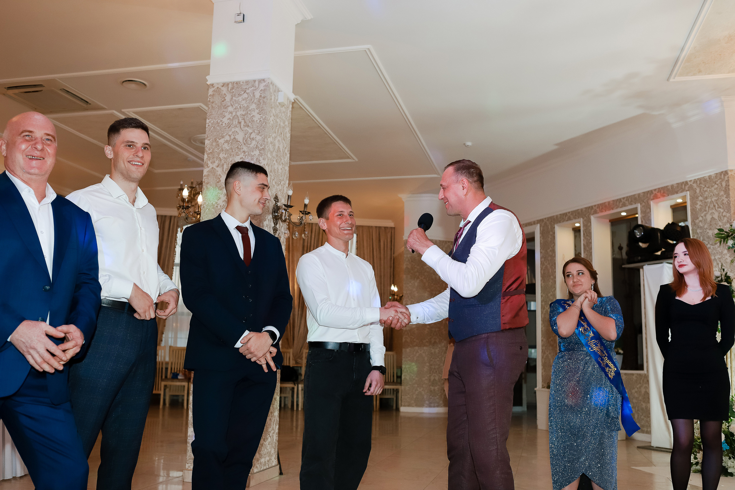 Нариман и Надежда. Свадебный фотограф Евгения Фролова г. Каменск-Шахтинский, Донецк, Ростов