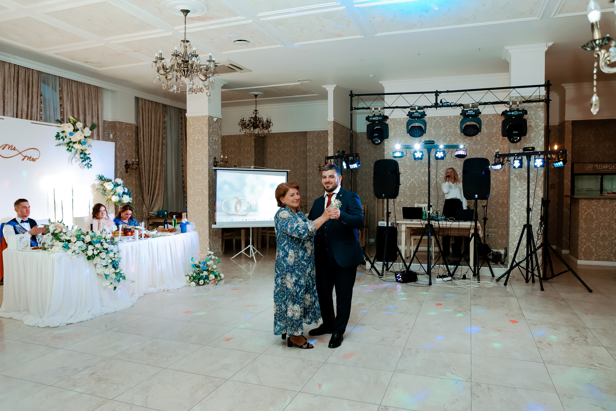 Нариман и Надежда. Свадебный фотограф Евгения Фролова г. Каменск-Шахтинский, Донецк, Ростов