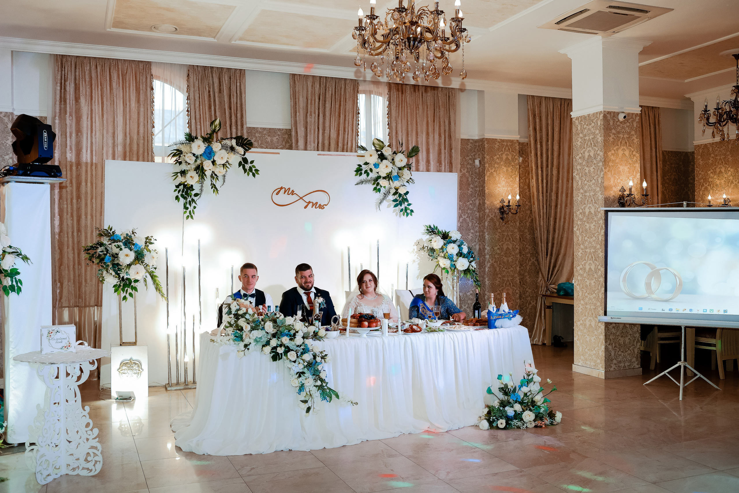 Нариман и Надежда. Свадебный фотограф Евгения Фролова г. Каменск-Шахтинский, Донецк, Ростов