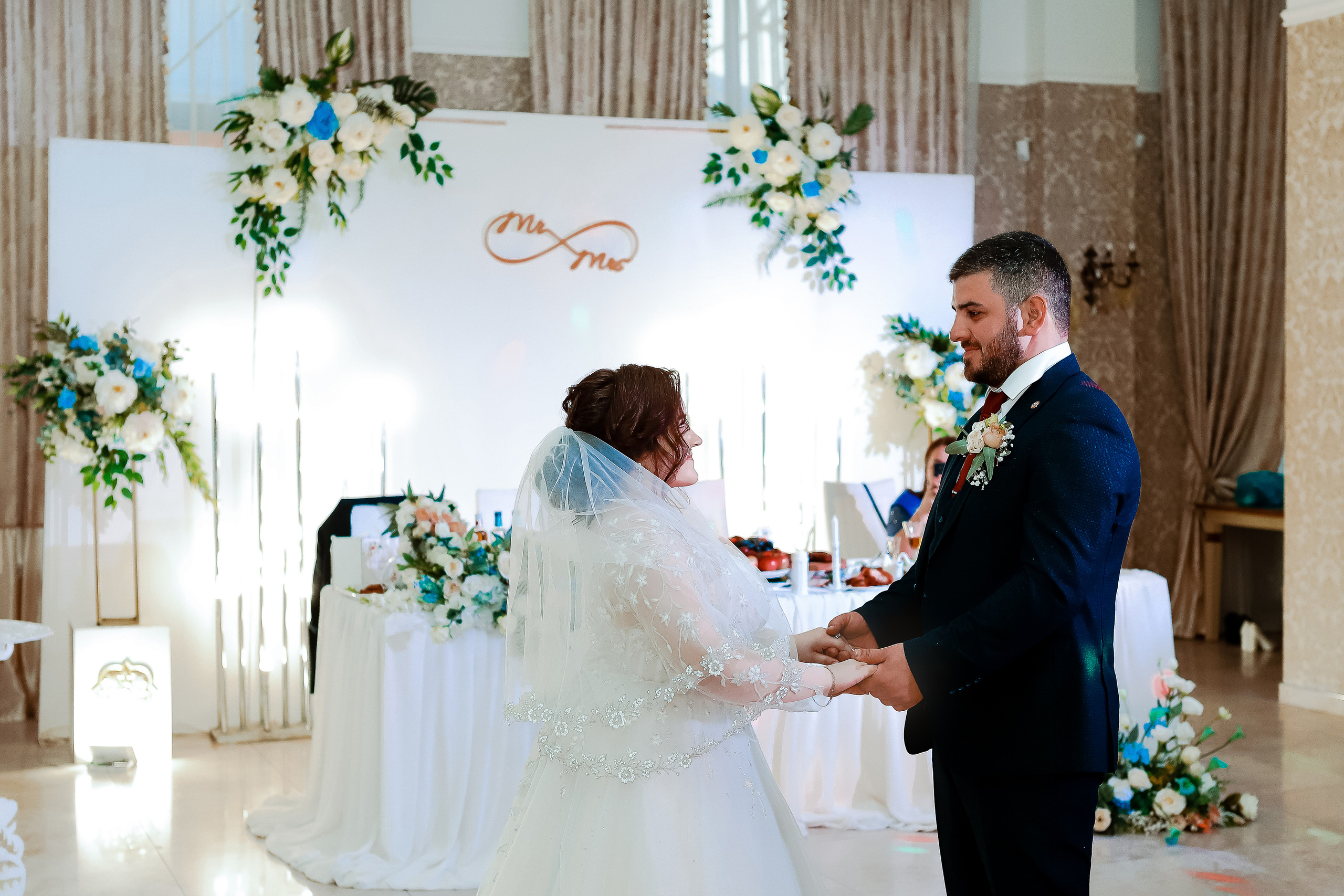 Нариман и Надежда. Свадебный фотограф Евгения Фролова г. Каменск-Шахтинский, Донецк, Ростов