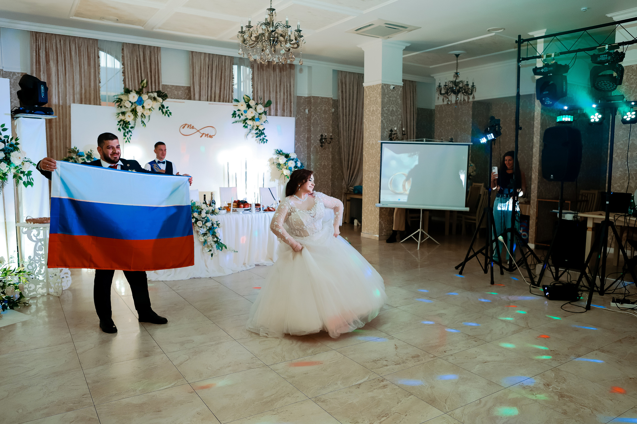 Нариман и Надежда. Свадебный фотограф Евгения Фролова г. Каменск-Шахтинский, Донецк, Ростов