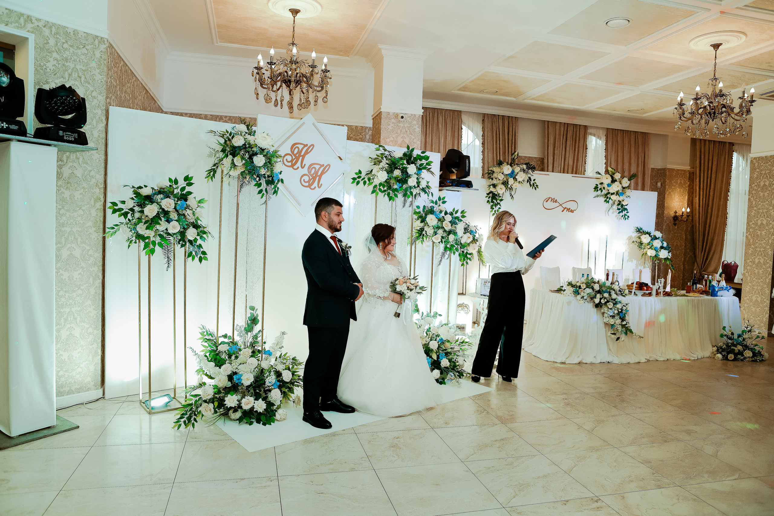 Нариман и Надежда. Свадебный фотограф Евгения Фролова г. Каменск-Шахтинский, Донецк, Ростов