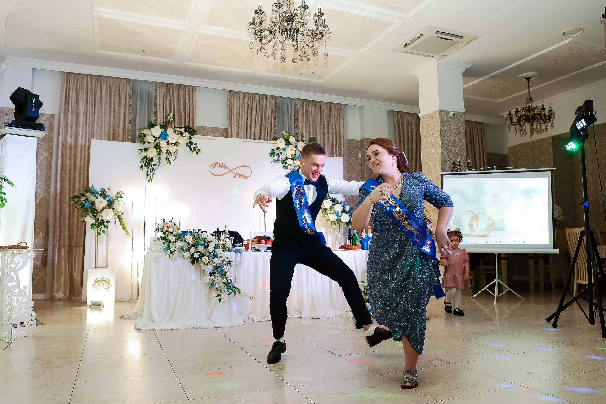 Нариман и Надежда. Свадебный фотограф Евгения Фролова г. Каменск-Шахтинский, Донецк, Ростов