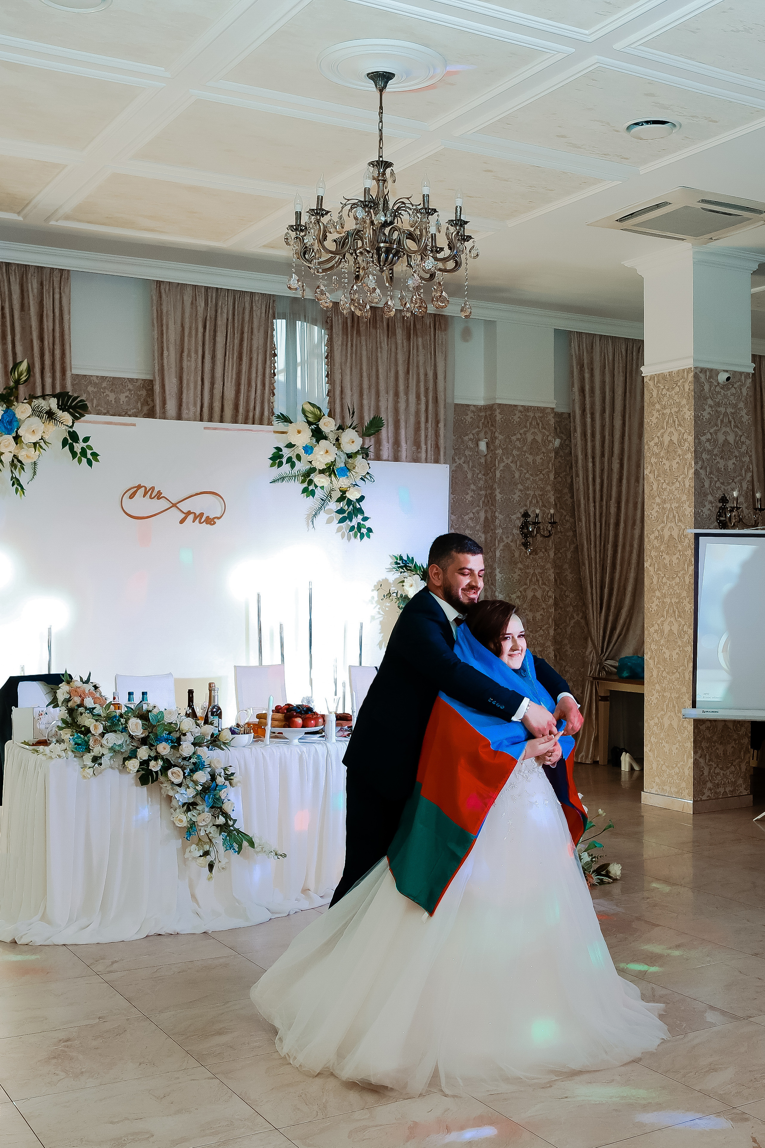 Нариман и Надежда. Свадебный фотограф Евгения Фролова г. Каменск-Шахтинский, Донецк, Ростов