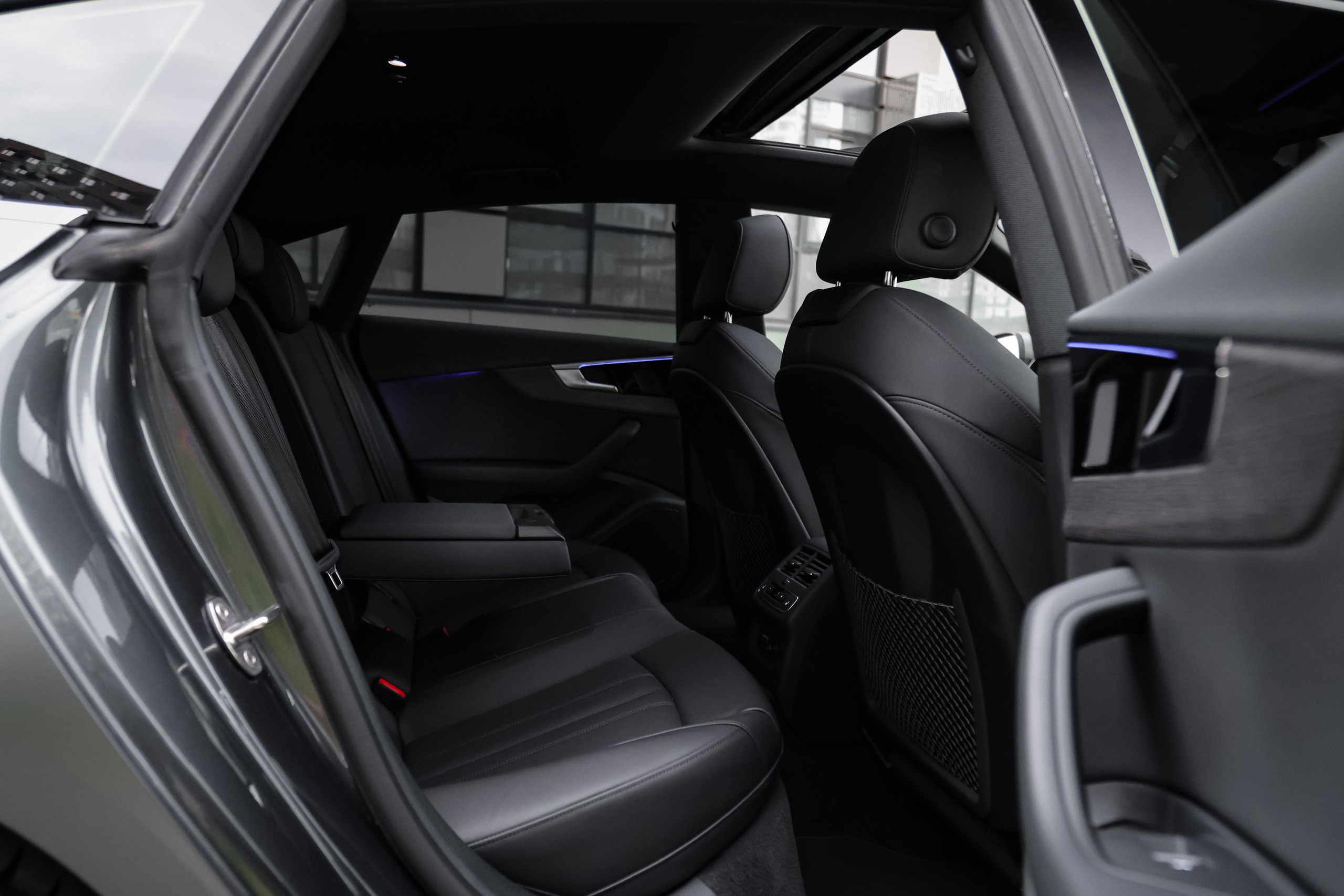 2022 AUDI S QUATTRO. Mixturecaptures