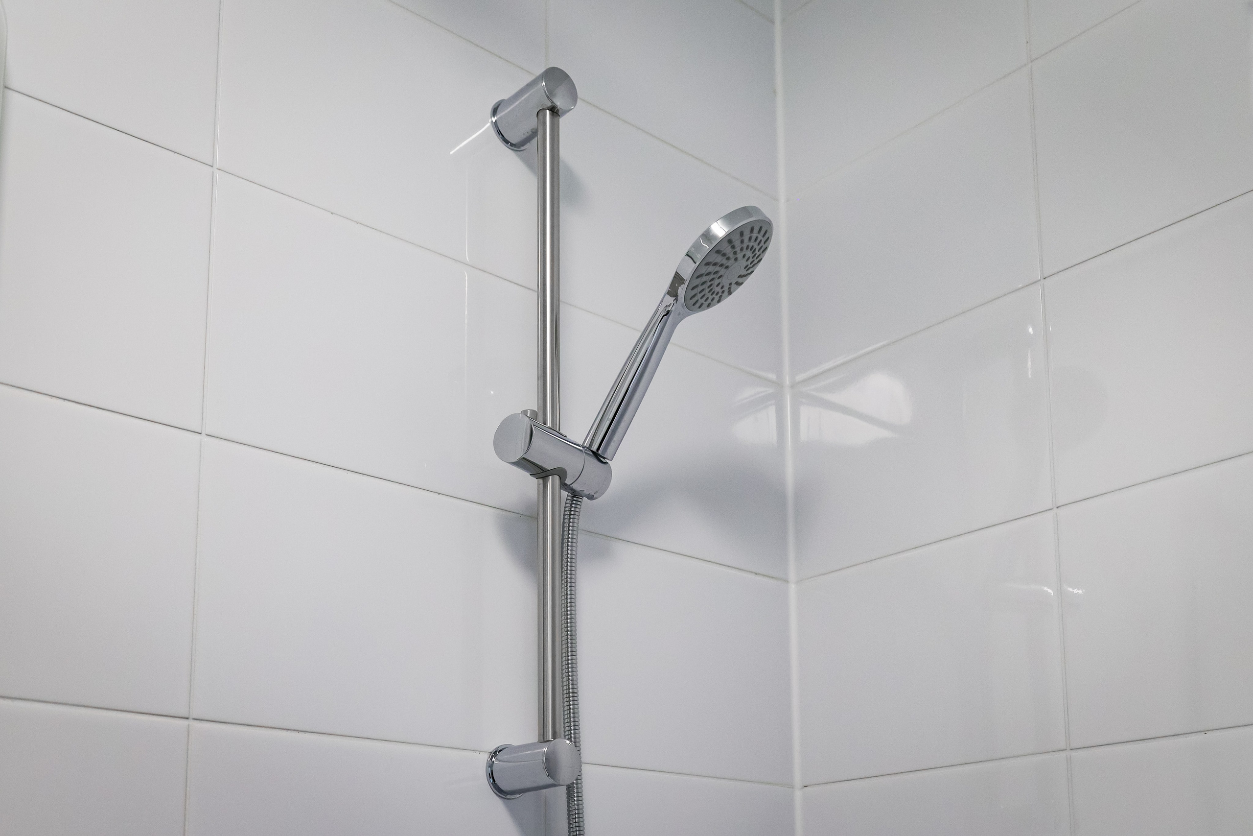 APARTMENT COMPLEX INTERIOR. Mixturecaptures