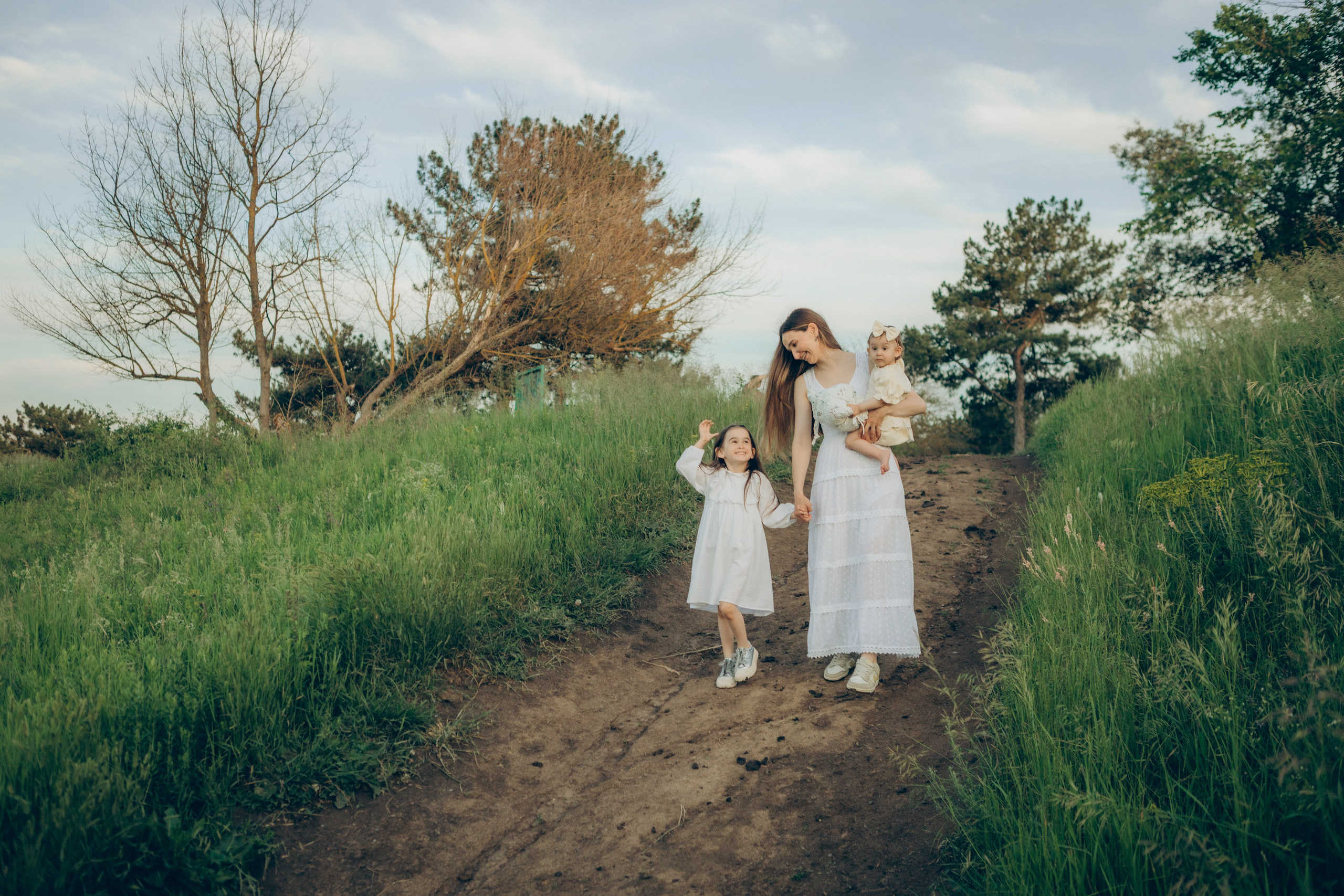 Юля, Яна и Иванна. Семейный фотограф и фотограф на роды в Ростове-на-Дону Мухина Виктория