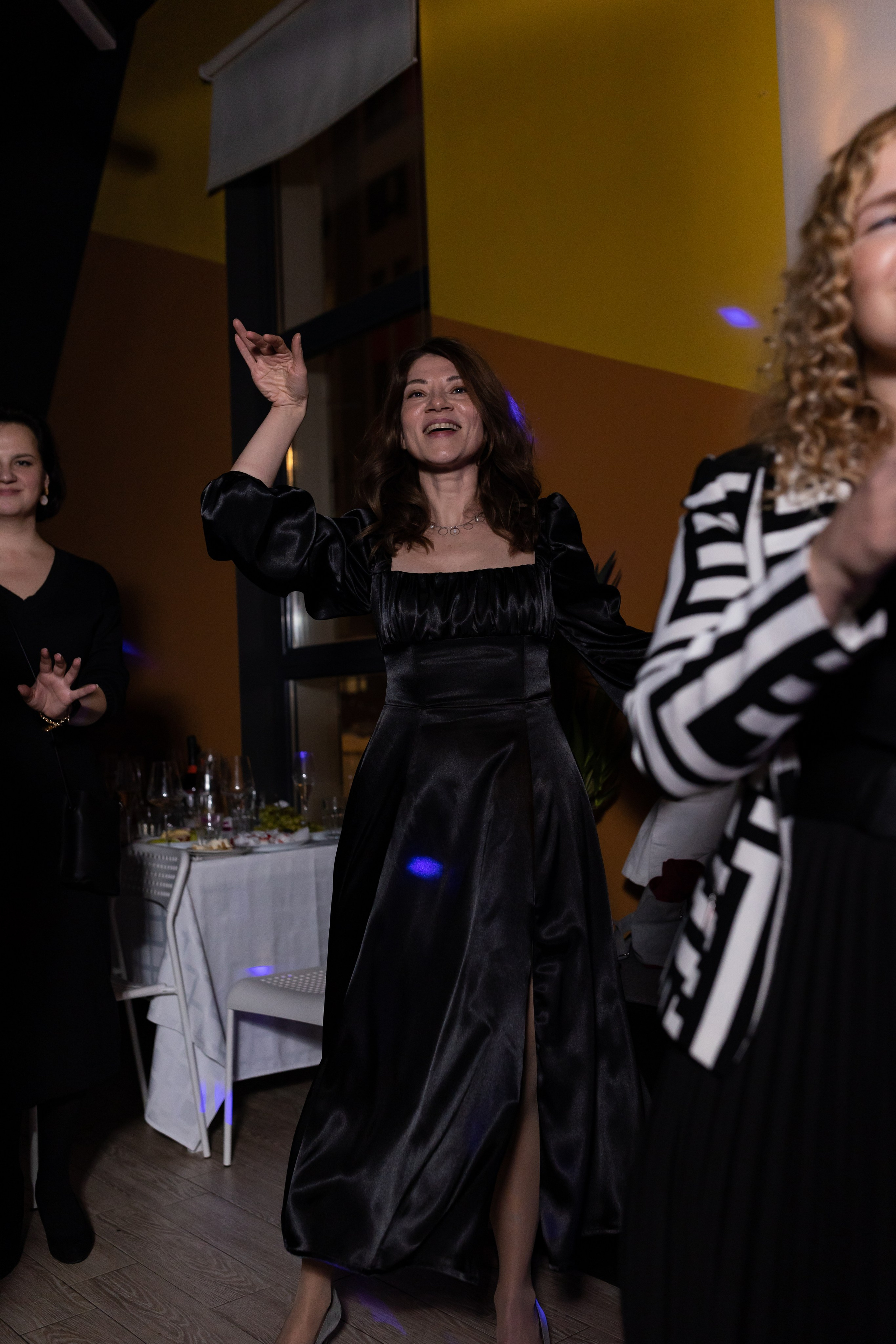 День рождения бизнес клуба «WowWoman». Сказочный фотограф для Вас и Вашей семьи