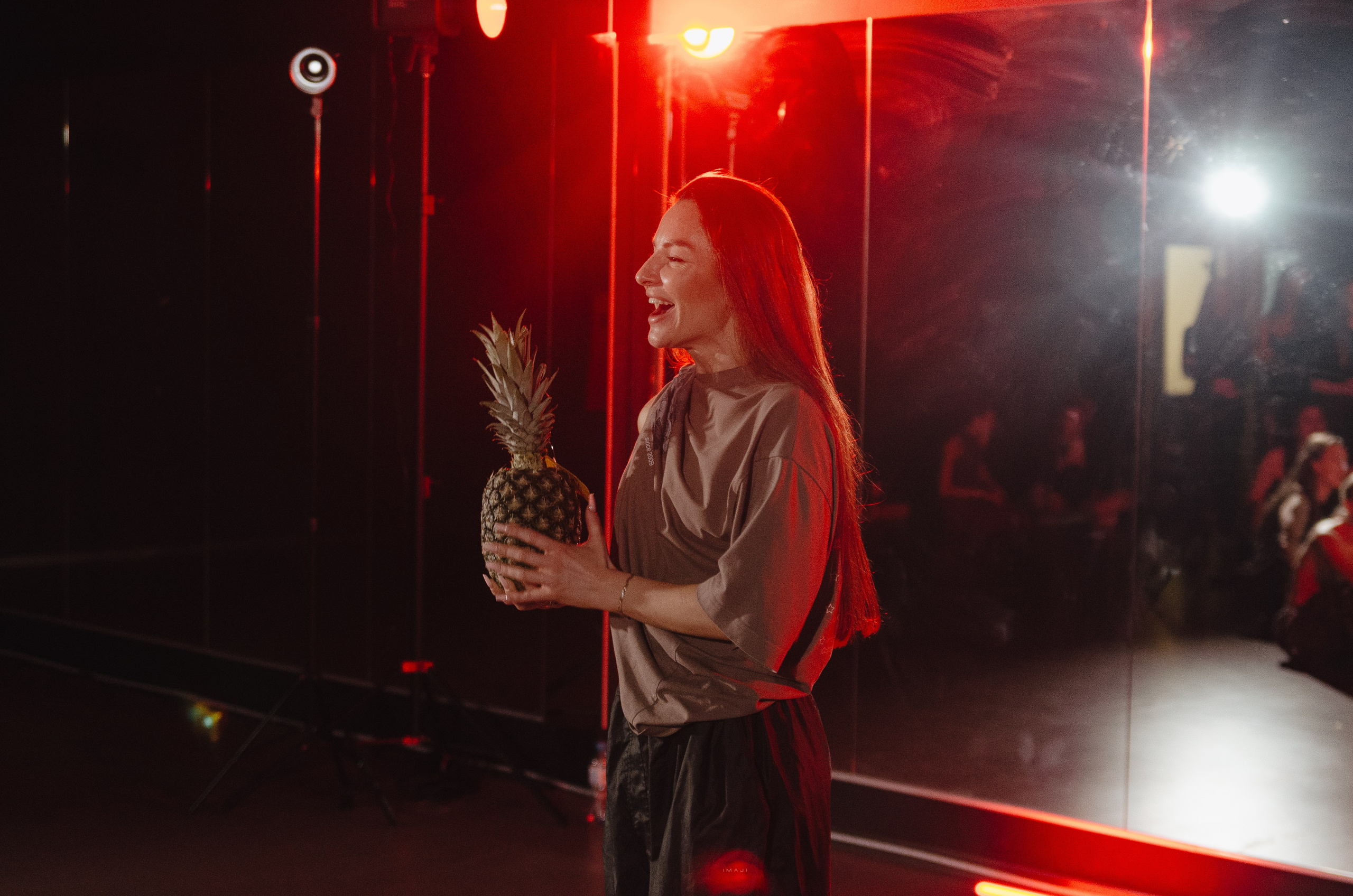 Мастер-классы по High Heels/Girly hip-hop от Оксаны ATTA. Денисова Аля — фотограф для парных съемок и индивидуальных историй в Барнауле