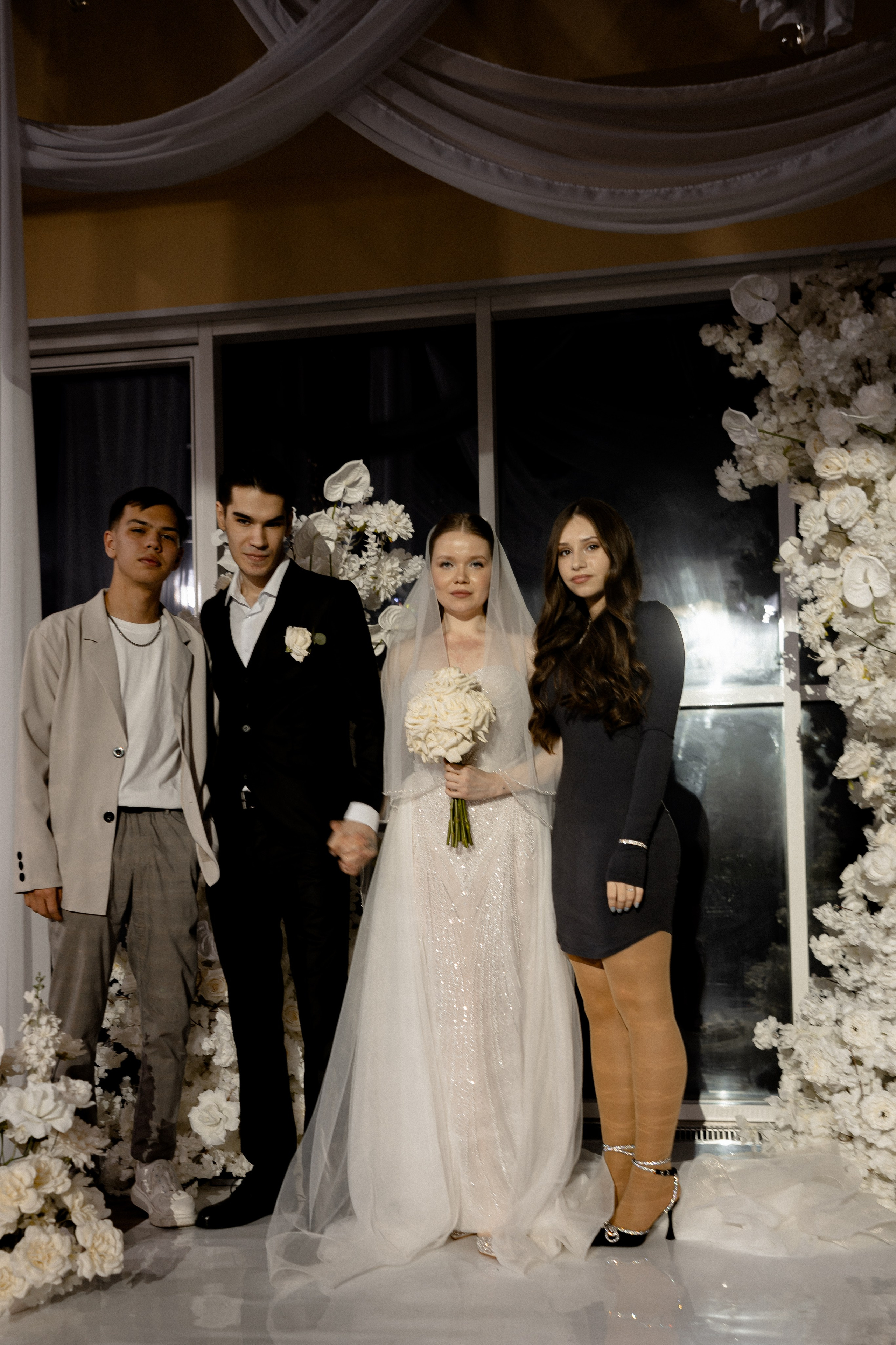 СВАДЕБНАЯ СЬЕМКА СБОРОВ В ОТЕЛЕ И ВЫЕЗД НА ЦЕРЕМОНИЮ (СНЯТО В СИБИРЕ В НИЖНЕВАРТОВСКЕ). Профессиональный фотограф, Санкт-Петербург — Виктория Богомолова