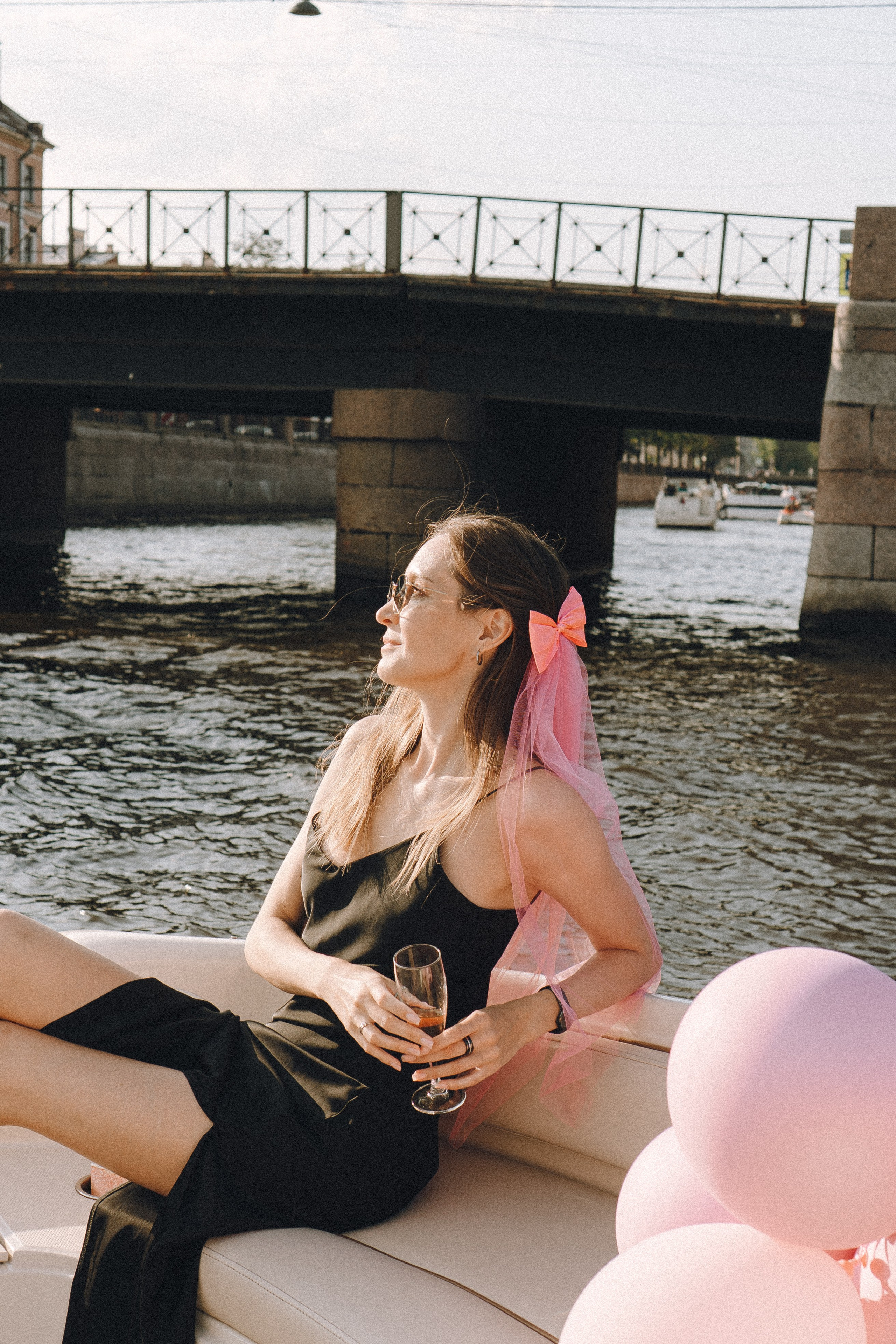 ДЕВИЧНИК НА КАТЕРЕ. Профессиональный фотограф, Санкт-Петербург — Виктория Богомолова