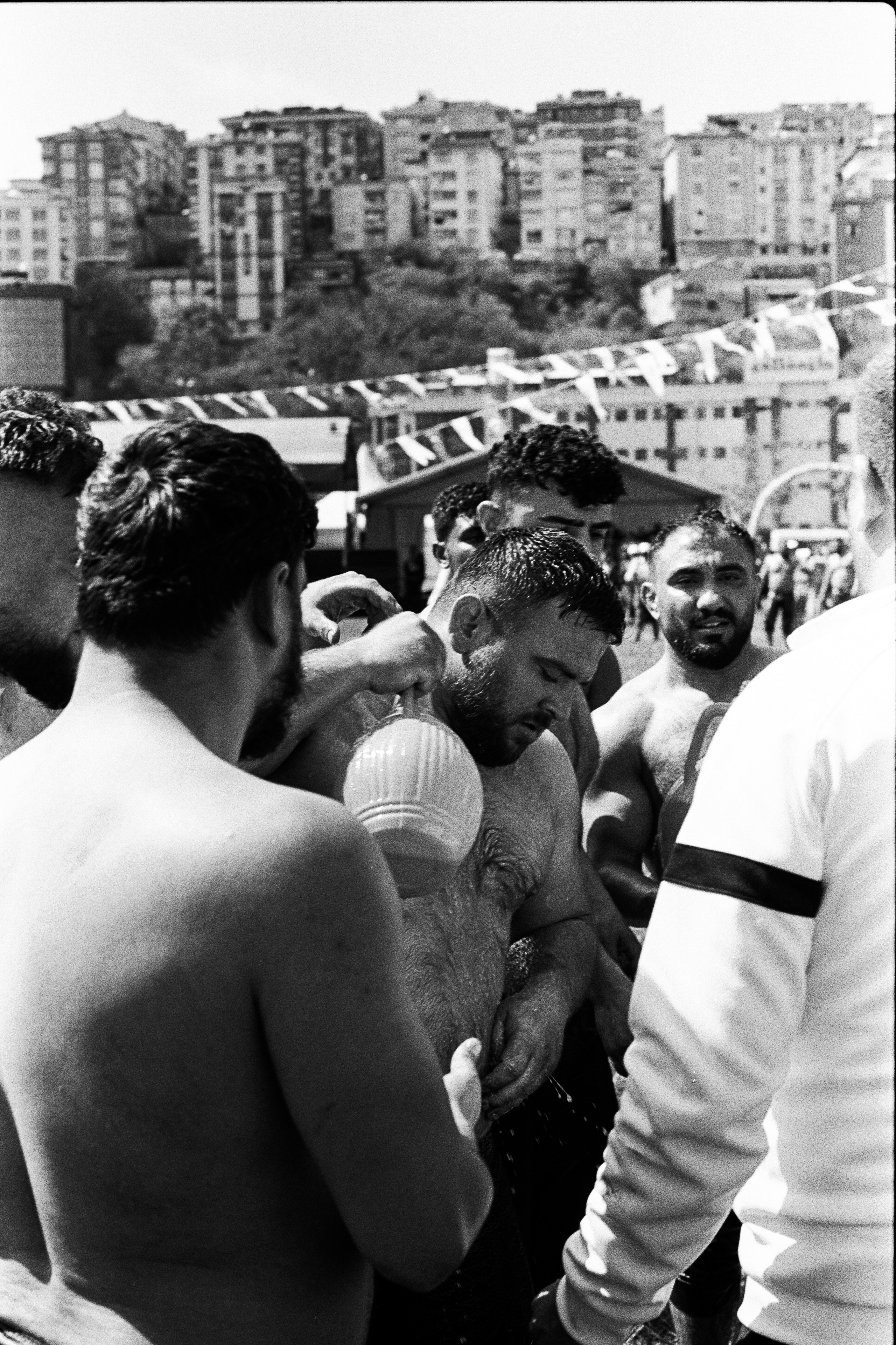 Wrestlers (Istanbul. 30.04.2023). Eduard Savosin | Documentary & Portrait Photographer in Paris