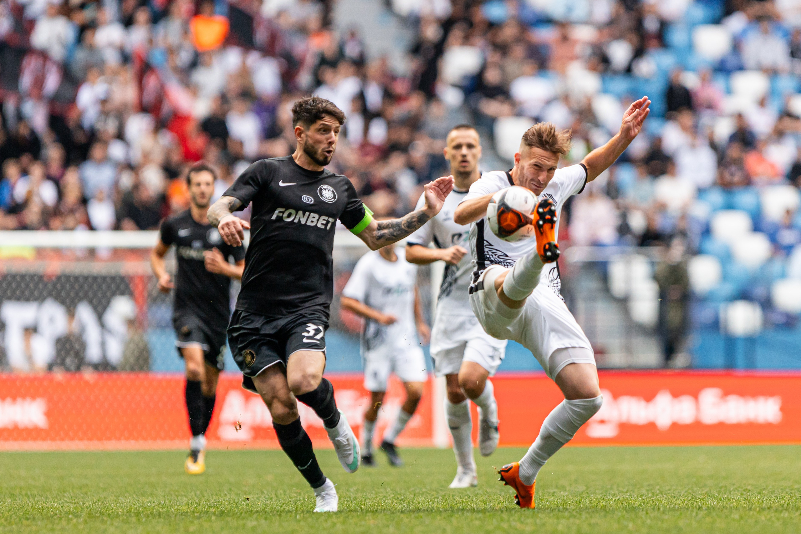 Футбол. Наталья Летунова — репортажный фотограф