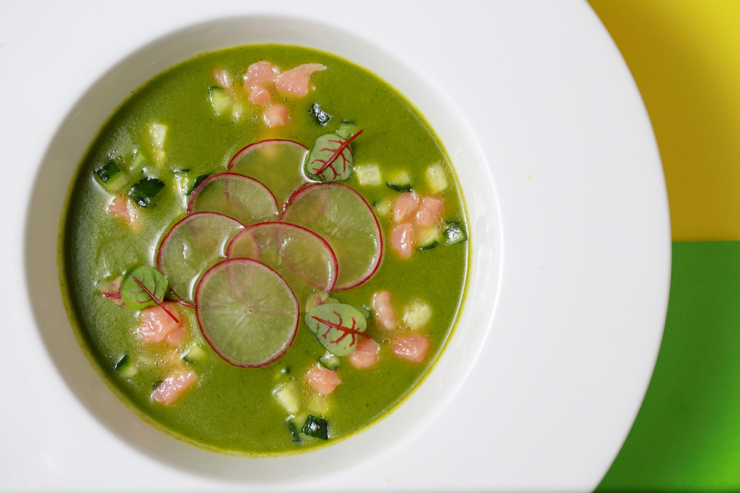 Food & delivery. Photographer Pavel Varlakov